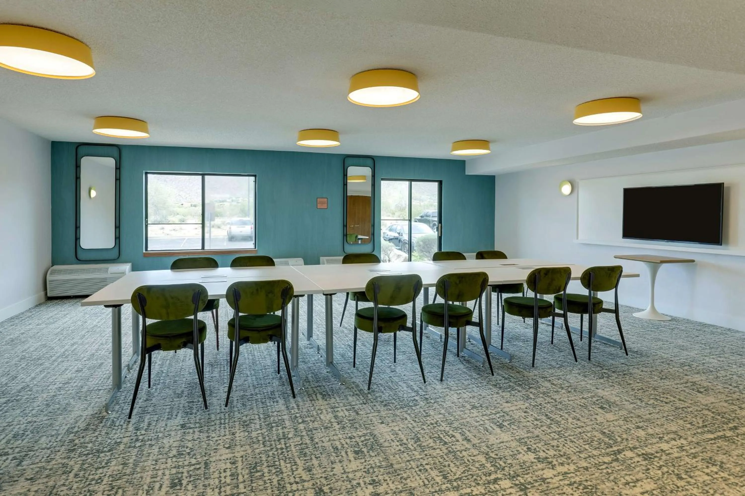 Meeting/conference room in Sonesta Select Scottsdale at Mayo Clinic Campus
