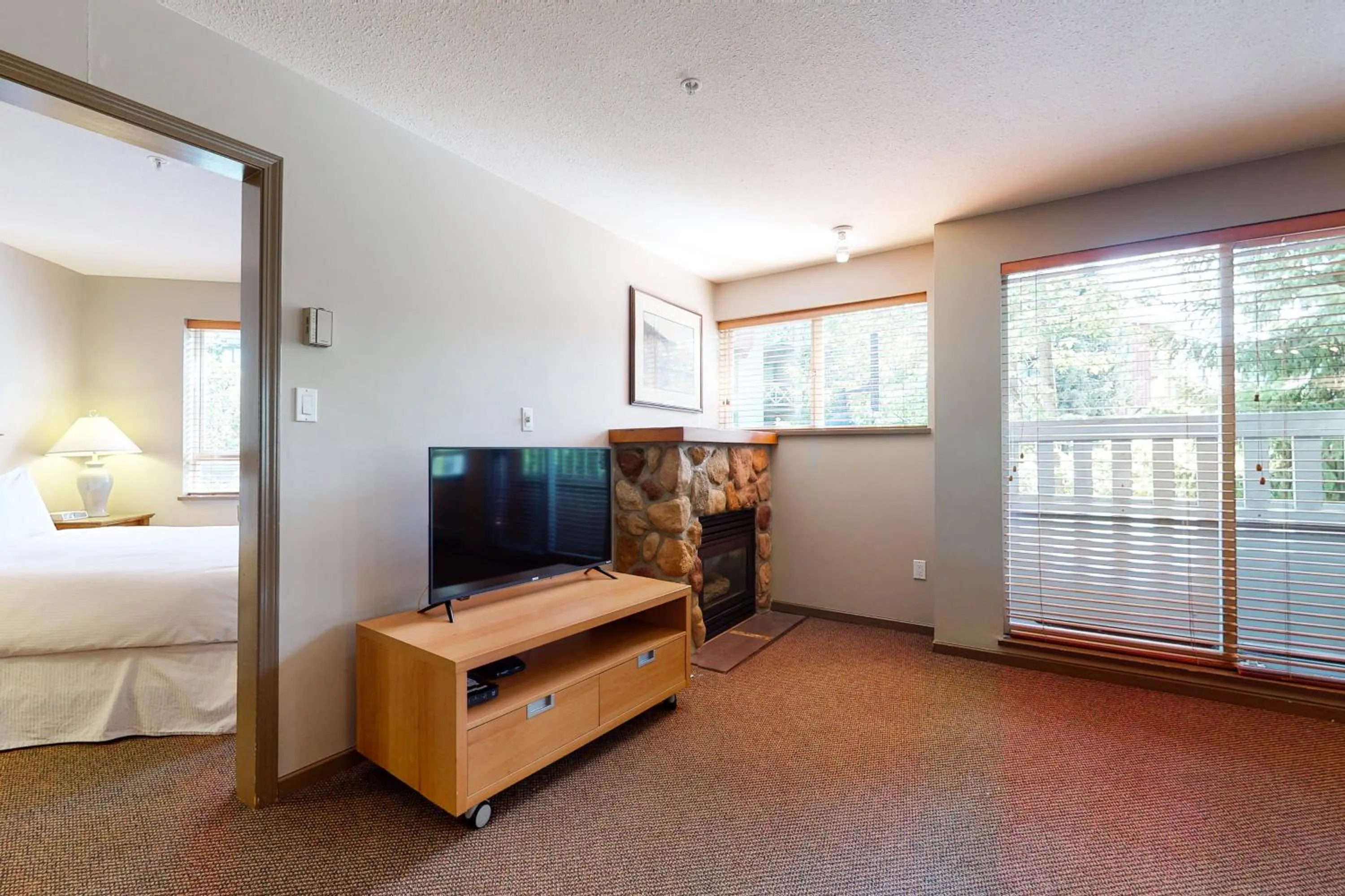 Bed in Town Plaza, Unit 256