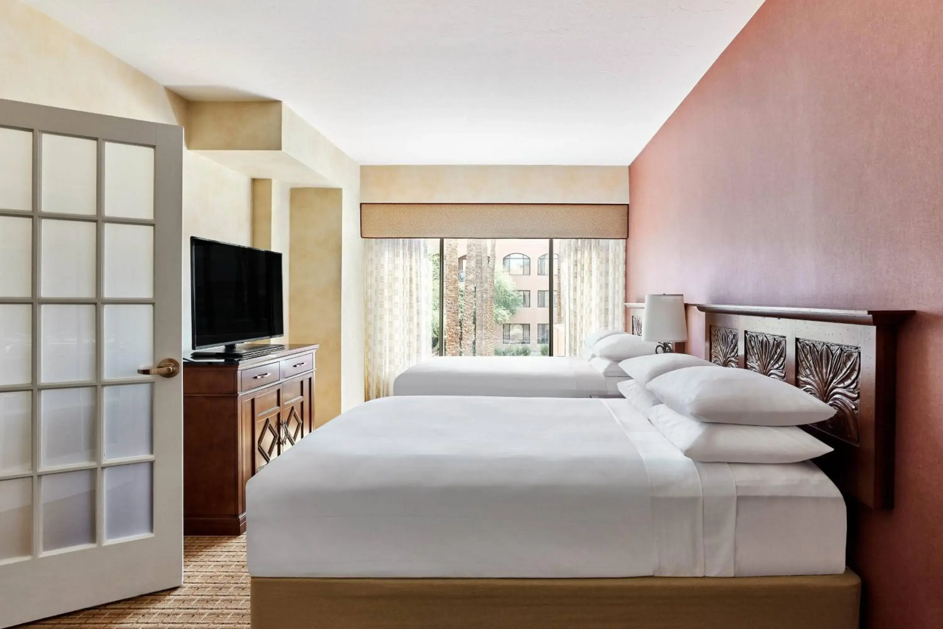 One-Bedroom 2 Double Bed Suite with Balcony or Patio in Scottsdale Marriott at McDowell Mountains One-Bedroom 2 Double Bed Suite with Balcony or Patio in Scottsdale Marriott at McDowell Mountains