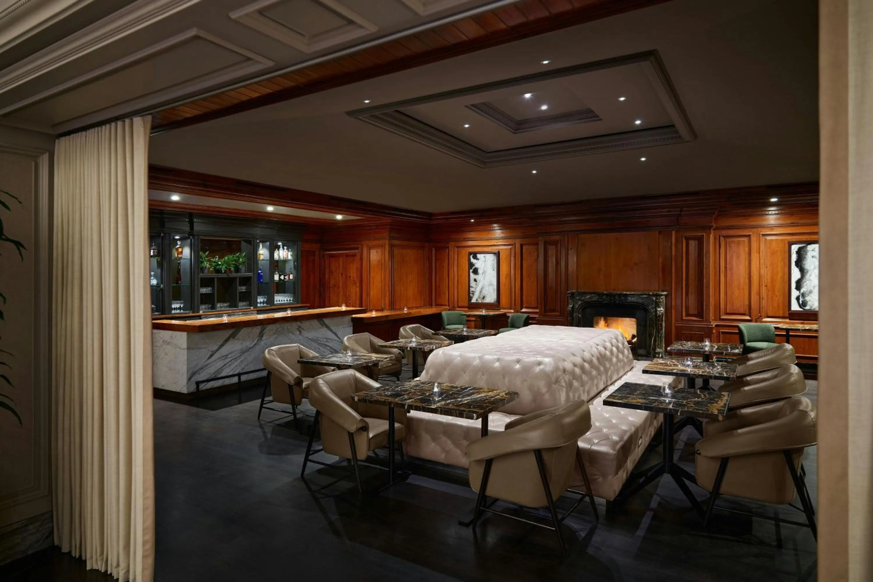 Meeting/conference room in The Camby, Autograph Collection