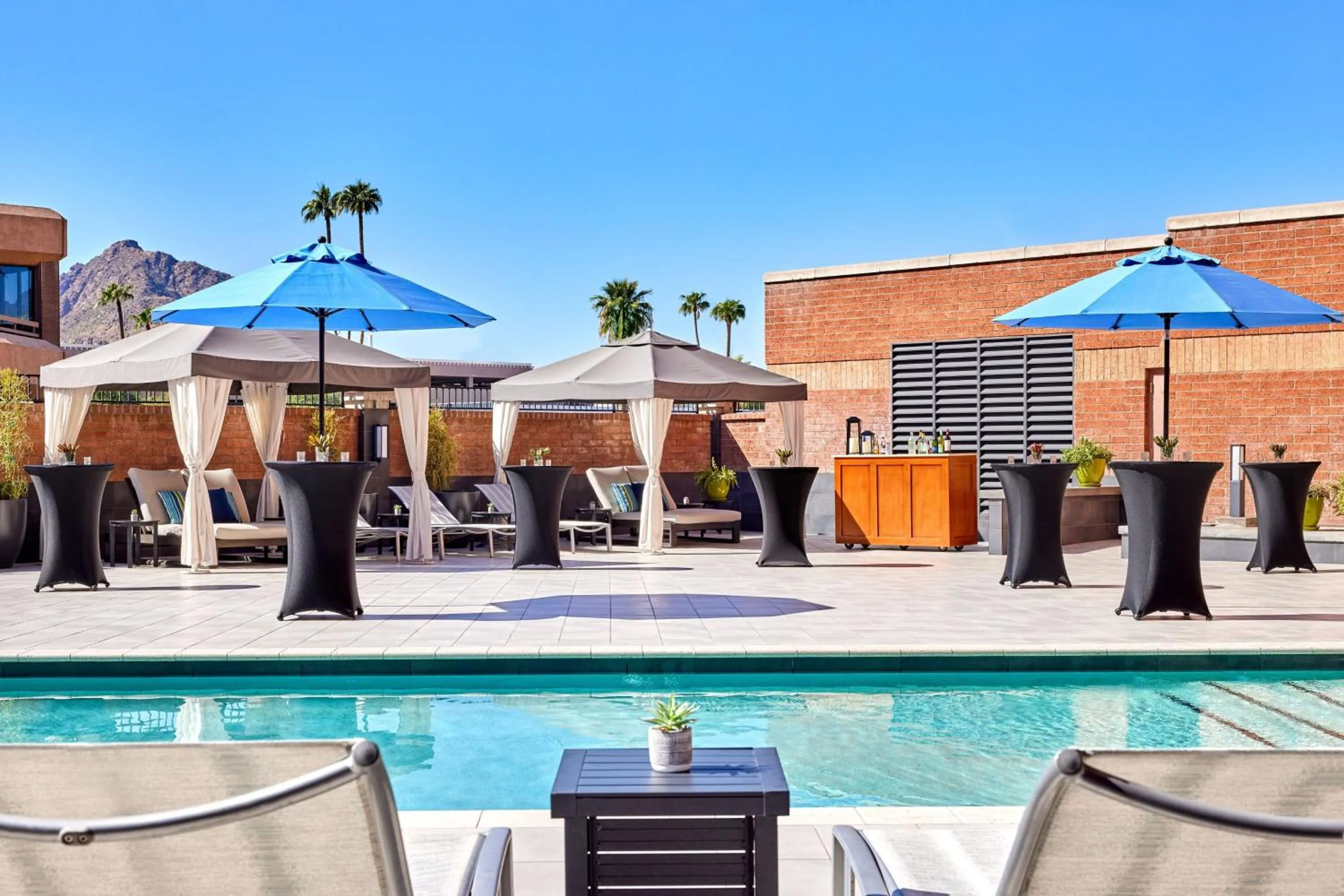 Swimming pool in Scottsdale Marriott Old Town