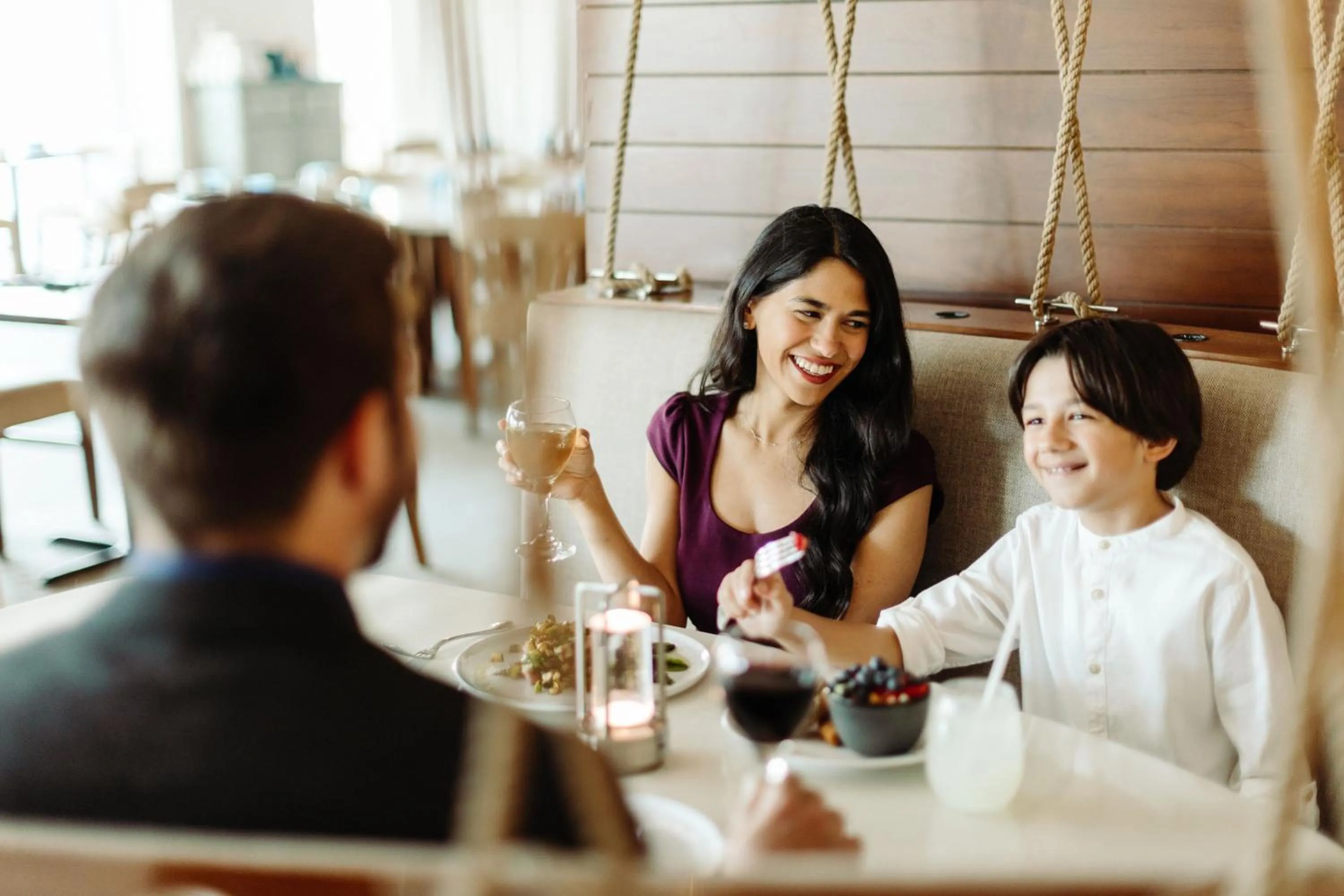 Restaurant/places to eat in Newport Marriott Hotel & Spa