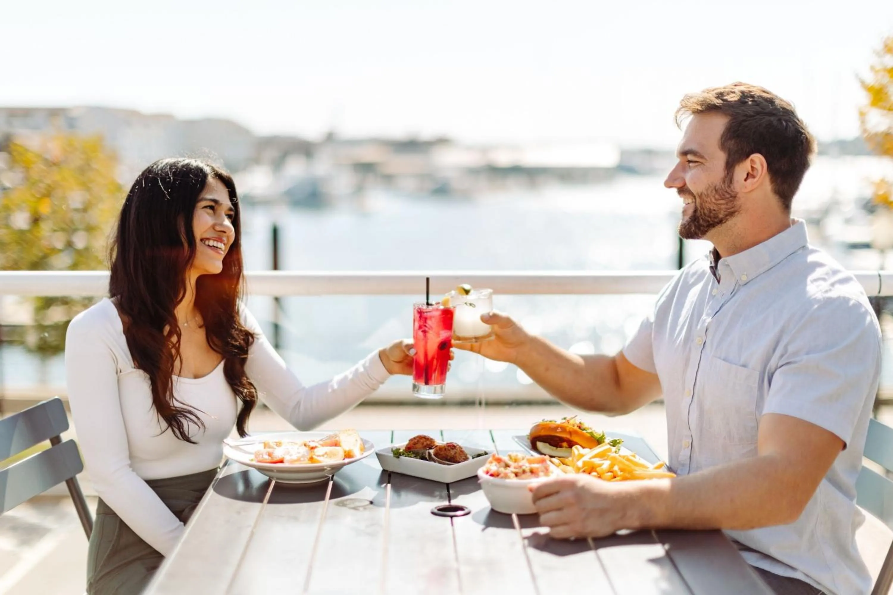 Lounge or bar in Newport Marriott Hotel & Spa