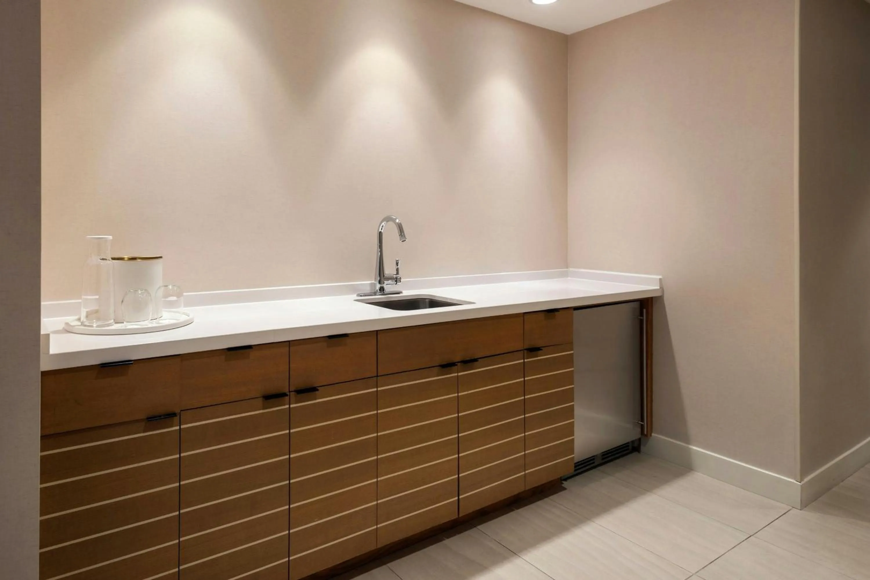 Lounge or bar in Newport Marriott Hotel & Spa