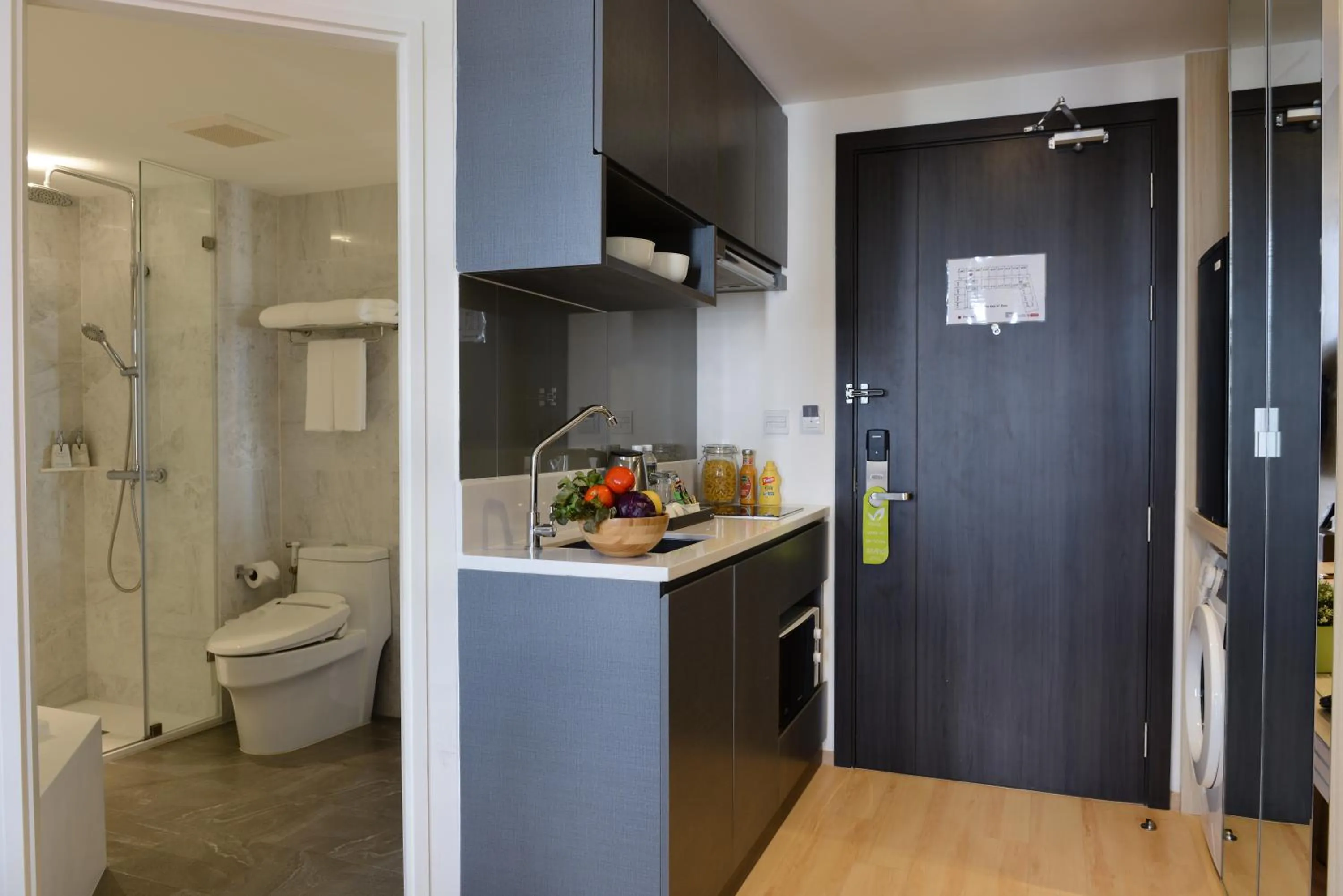 Kitchen or kitchenette in Arden Hotel and Residence by At Mind