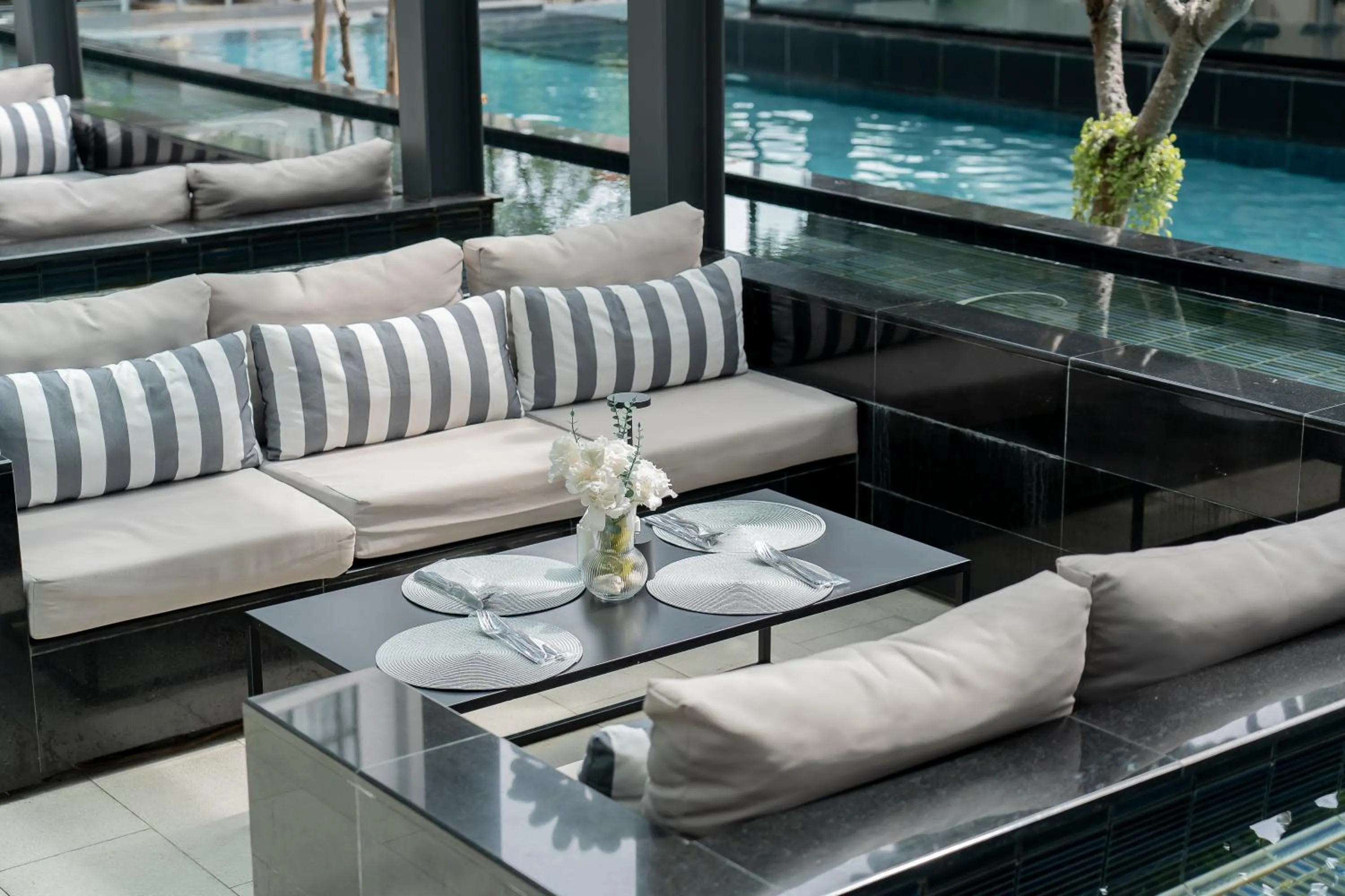 Lobby or reception in Arden Hotel and Residence by At Mind