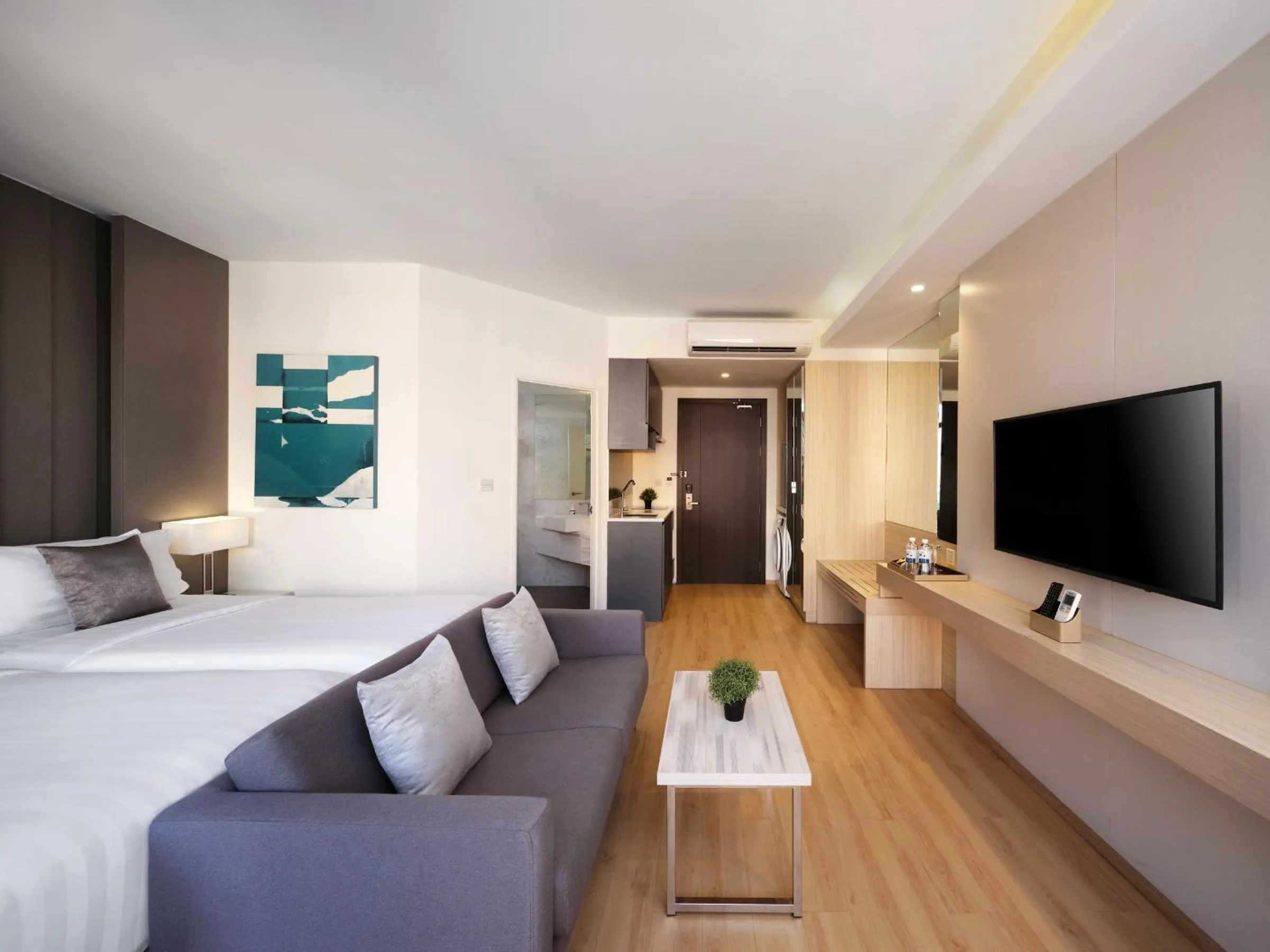 Living room, Bed in Arden Hotel and Residence by At Mind