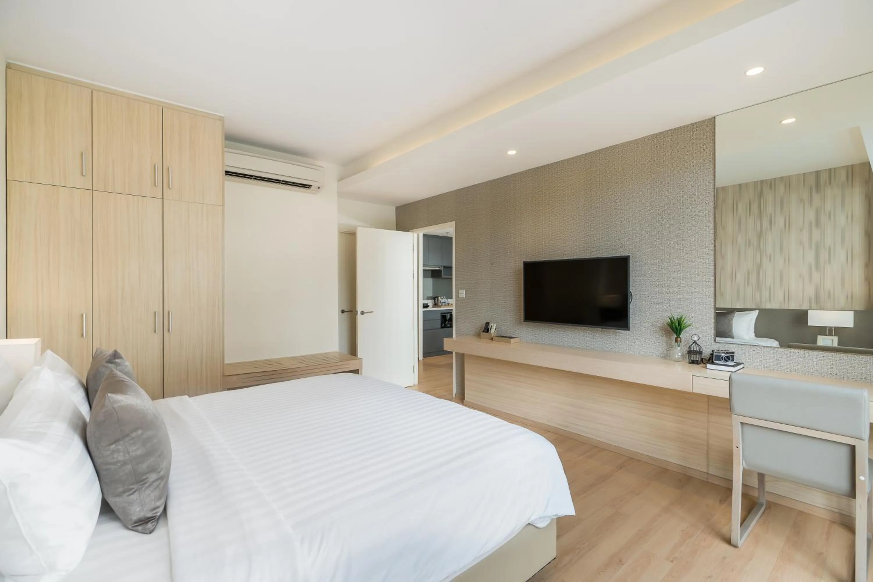 TV and multimedia, Bed in Arden Hotel and Residence by At Mind