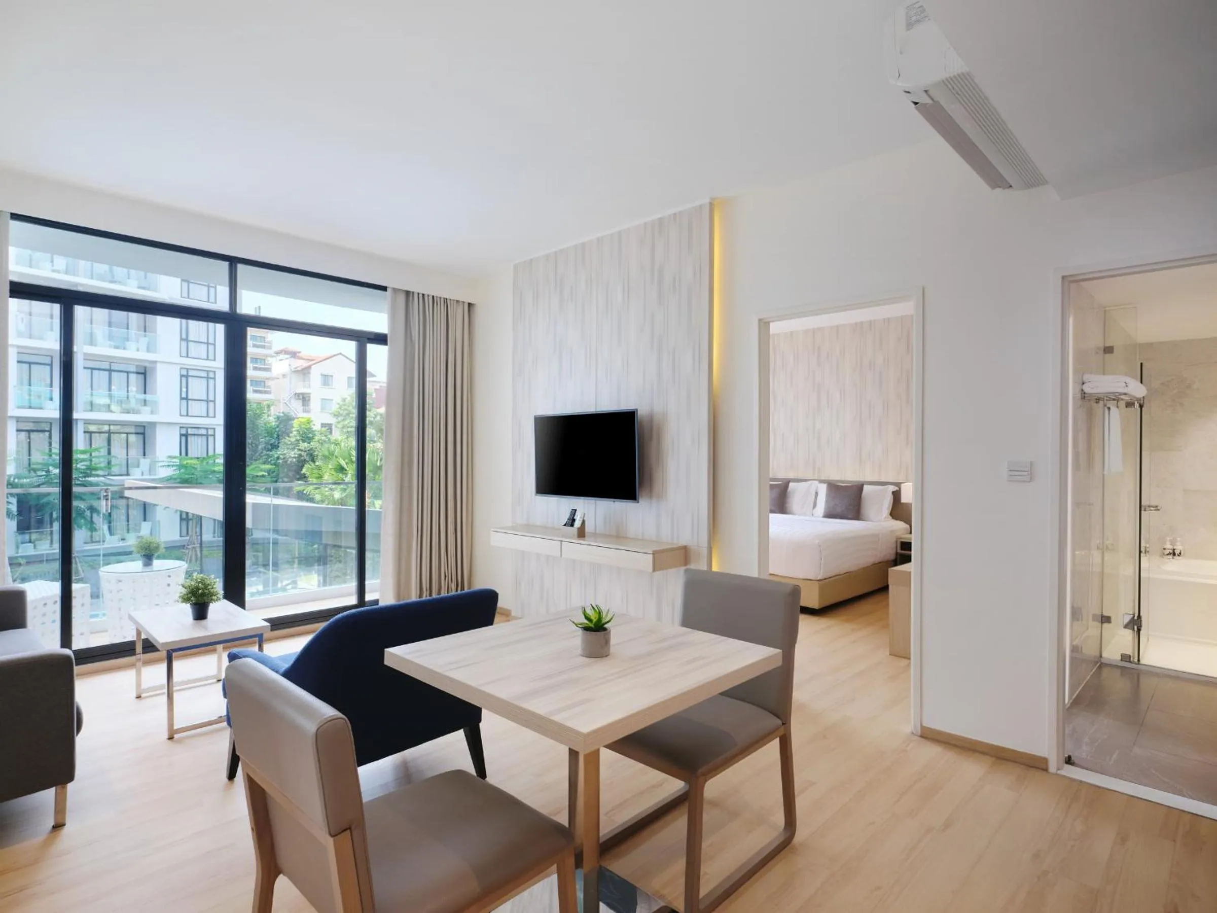 Living room, Bed in Arden Hotel and Residence by At Mind