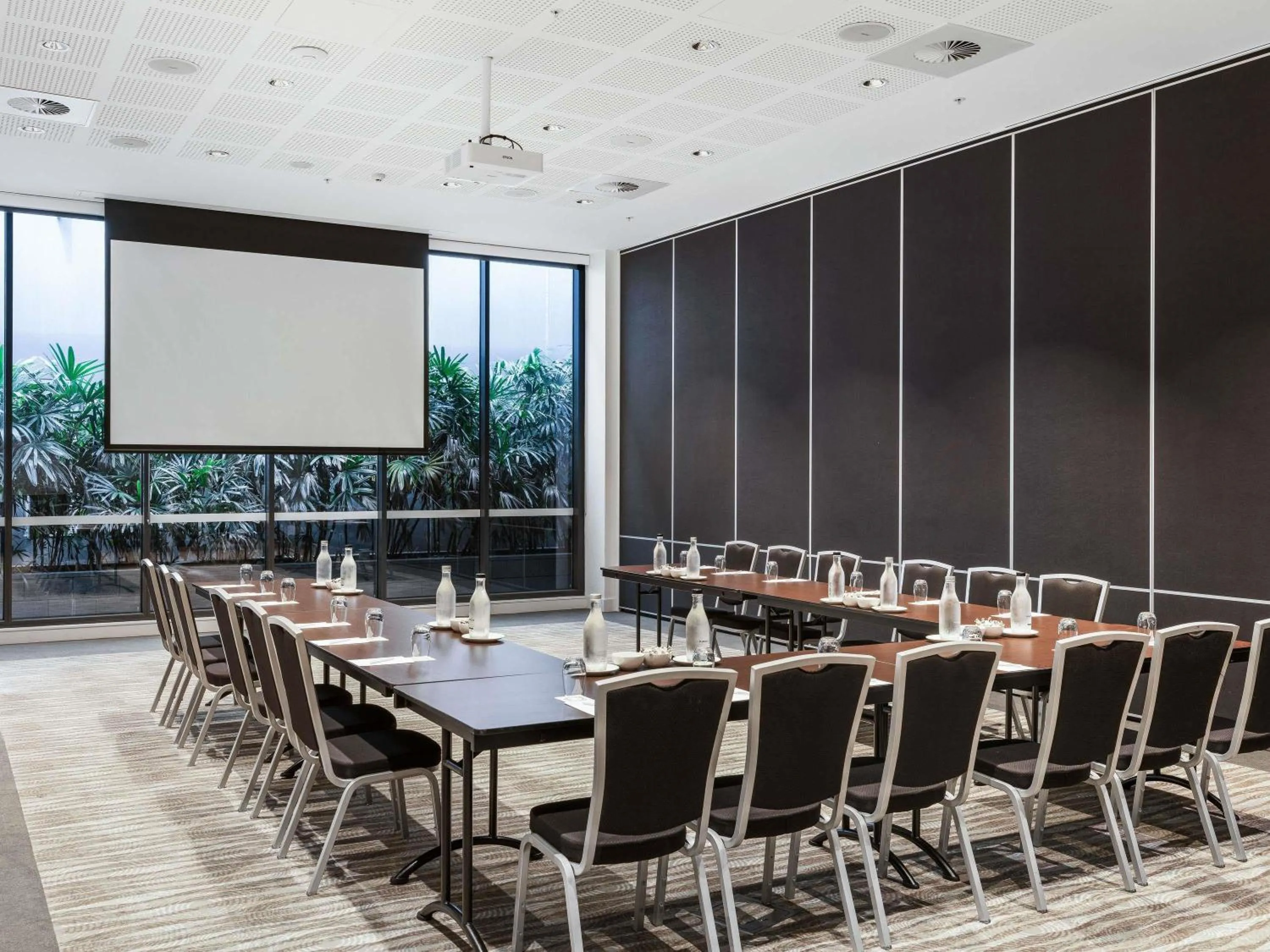 Meeting/conference room in Pullman Brisbane Airport