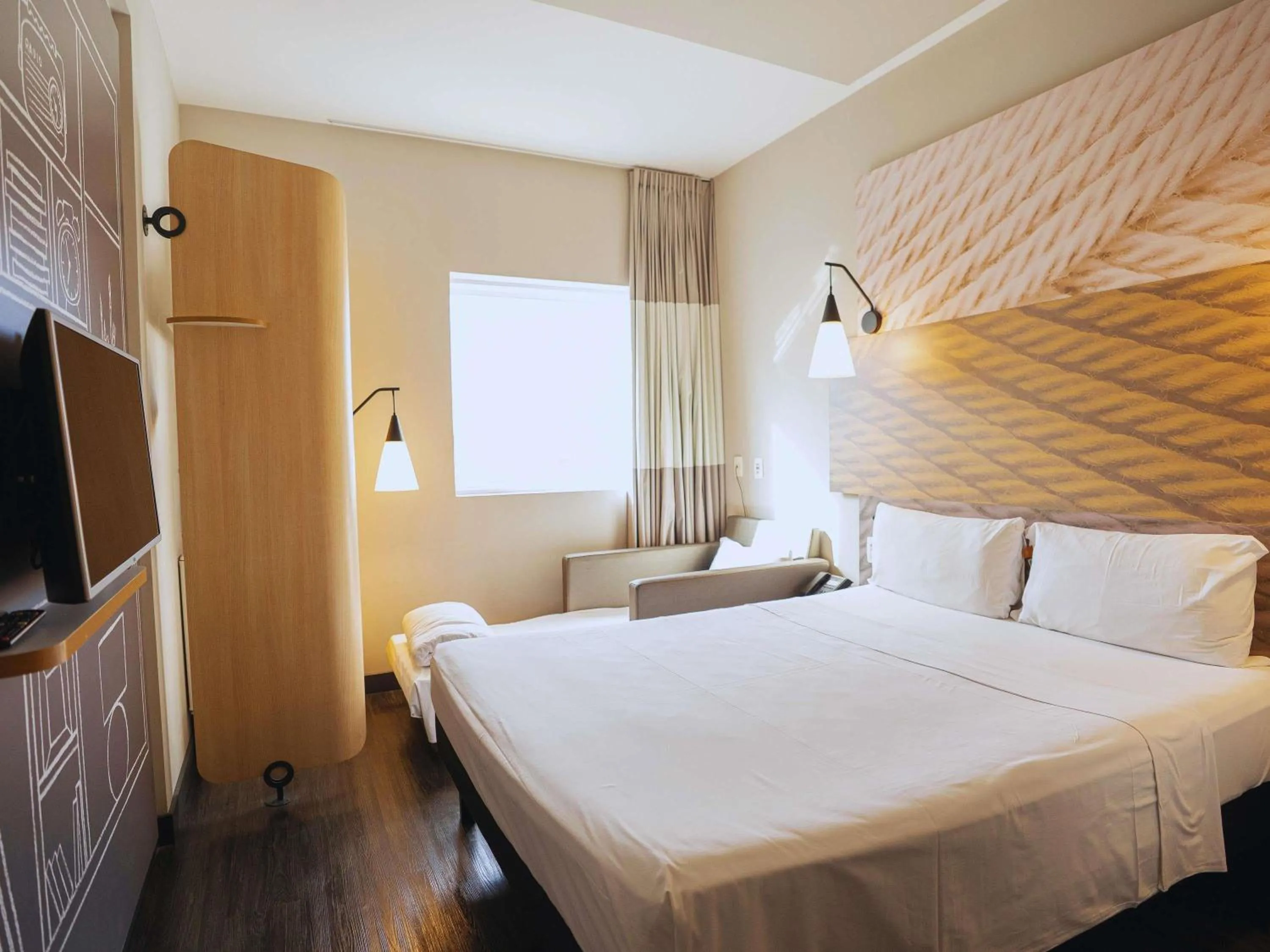 Property building, Bed in ibis Sao Bernardo do Campo