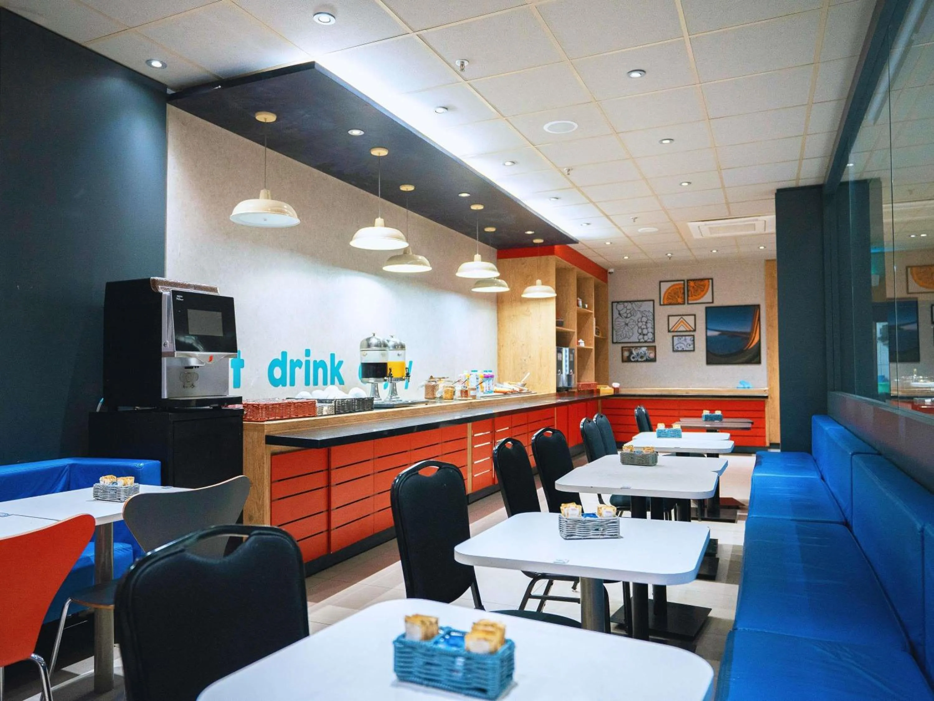 Restaurant/places to eat in ibis Sao Bernardo do Campo