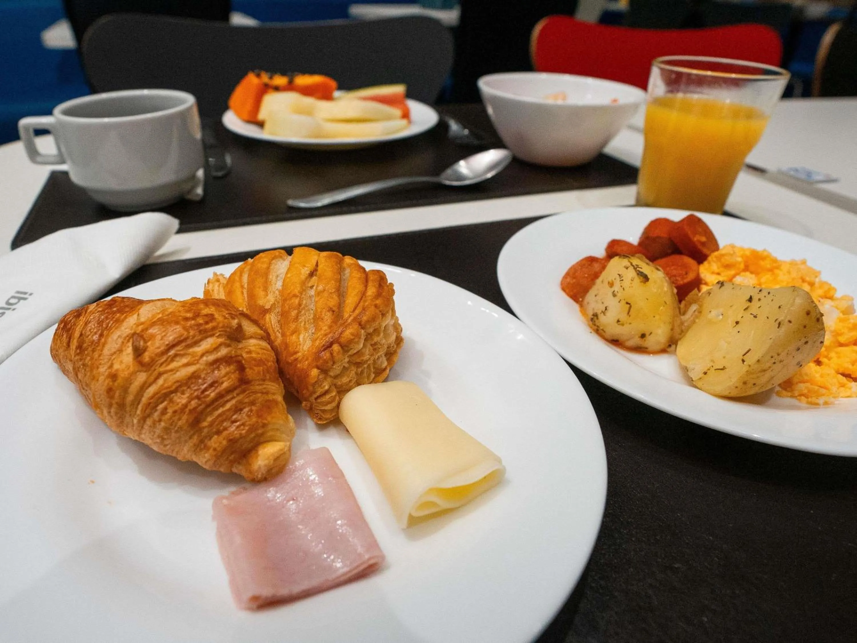 Restaurant/places to eat in ibis Sao Bernardo do Campo