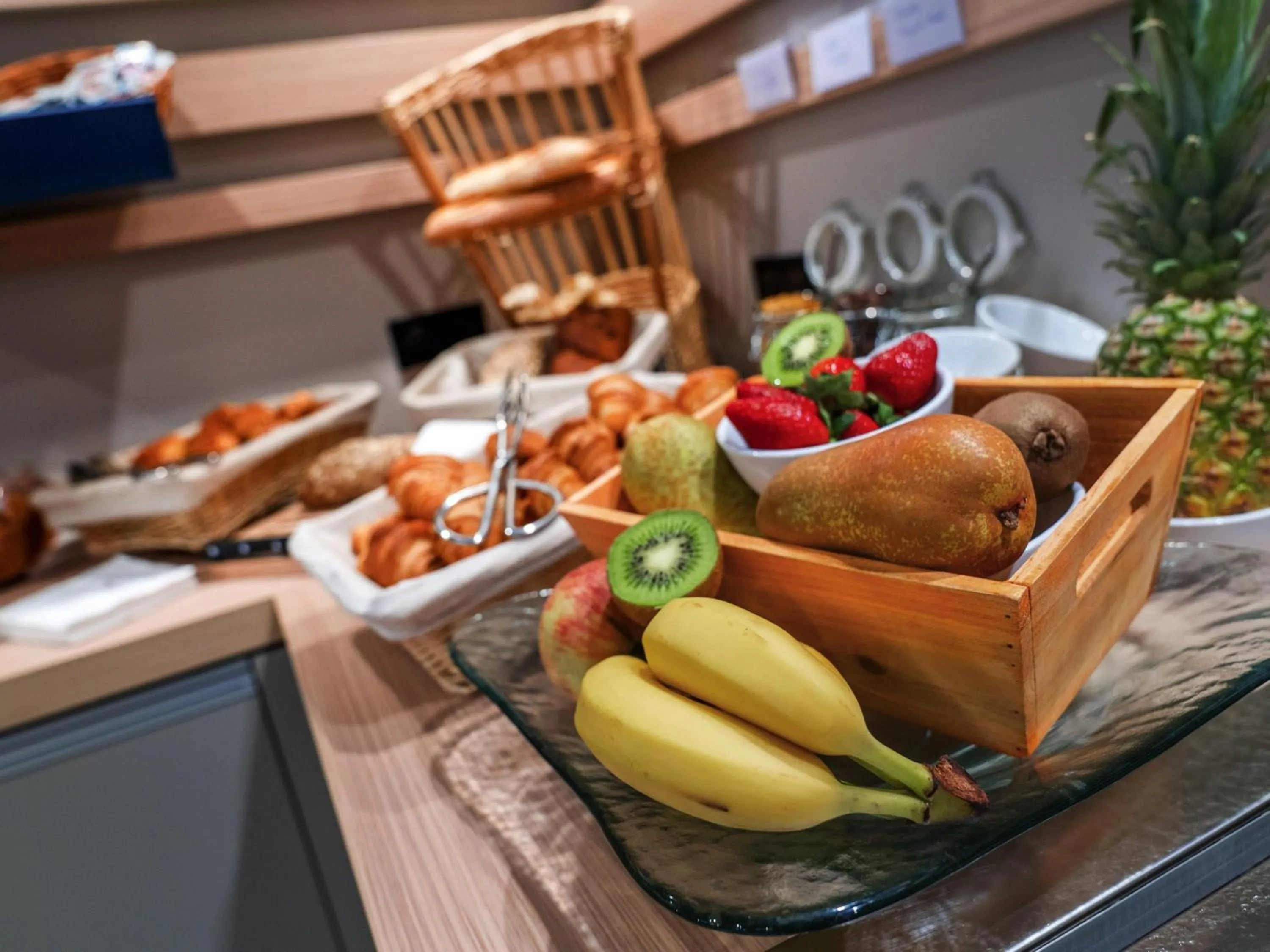 Breakfast in ibis Styles Clamart Gare Grand Paris