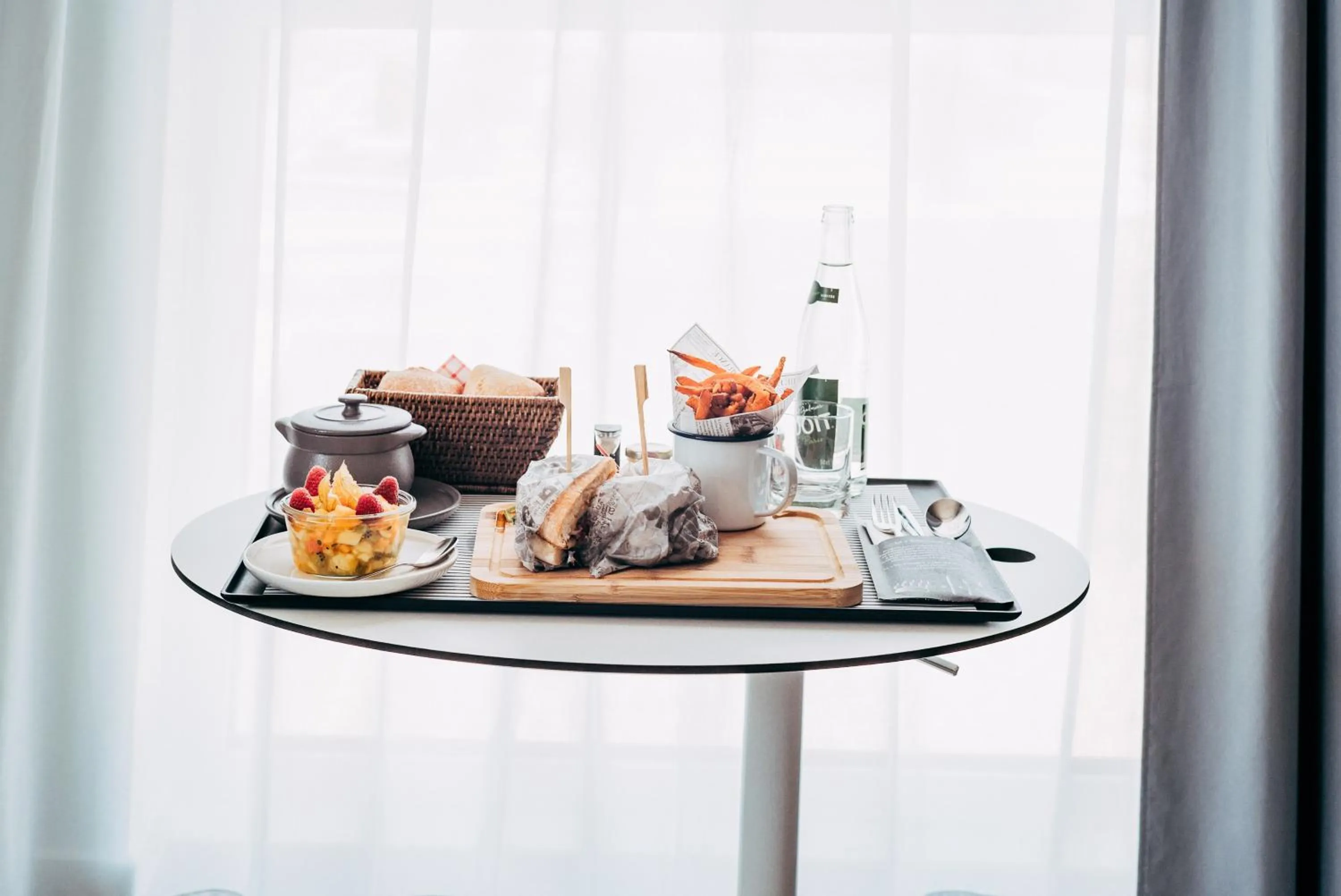 Area and facilities in Novotel Paris Coeur d'Orly Airport