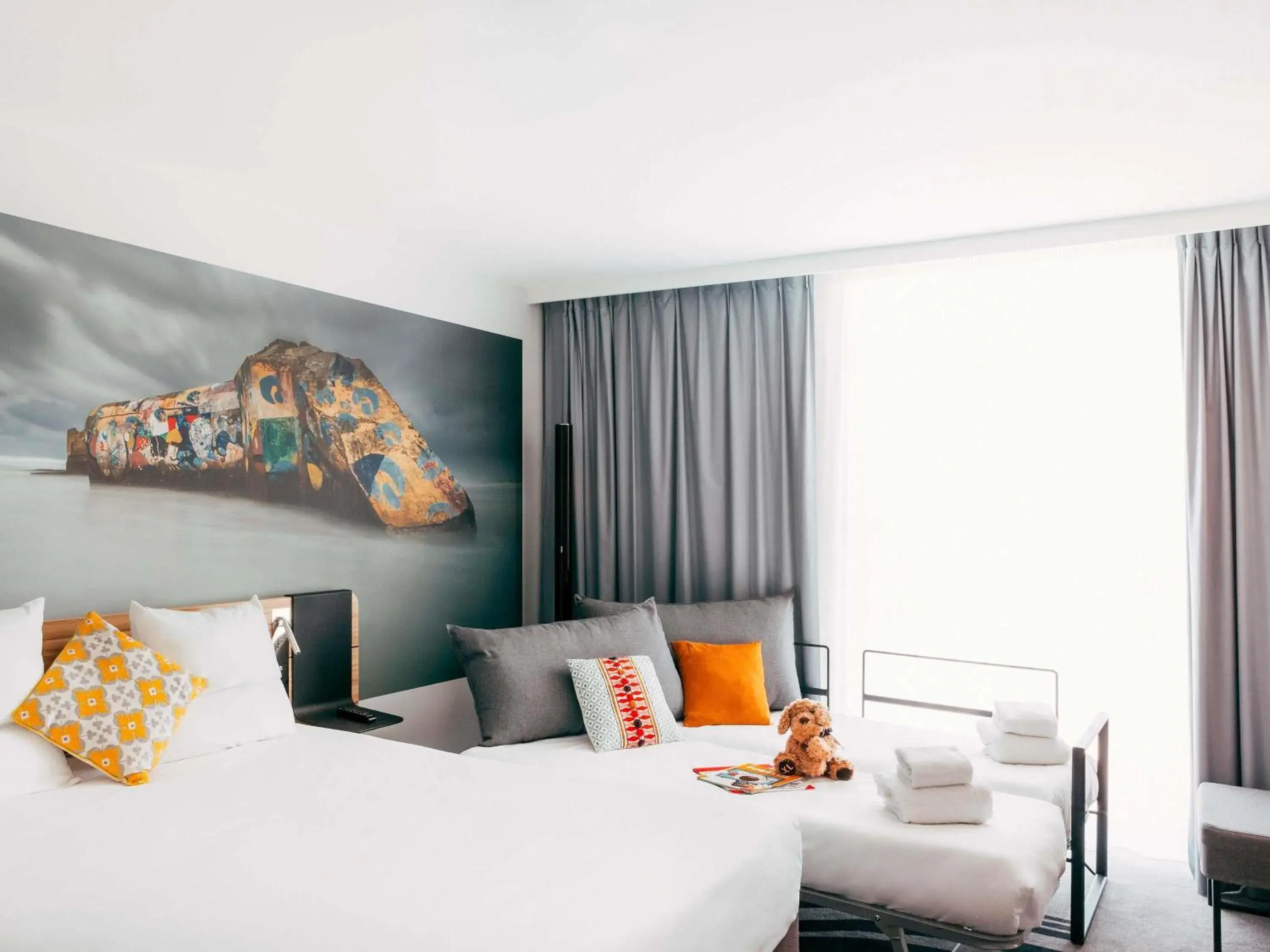 Classic Family Room with Double Bed and Two Single Beds in Novotel Paris Coeur d'Orly Airport Classic Family Room with Double Bed and Two Single Beds in Novotel Paris Coeur d'Orly Airport