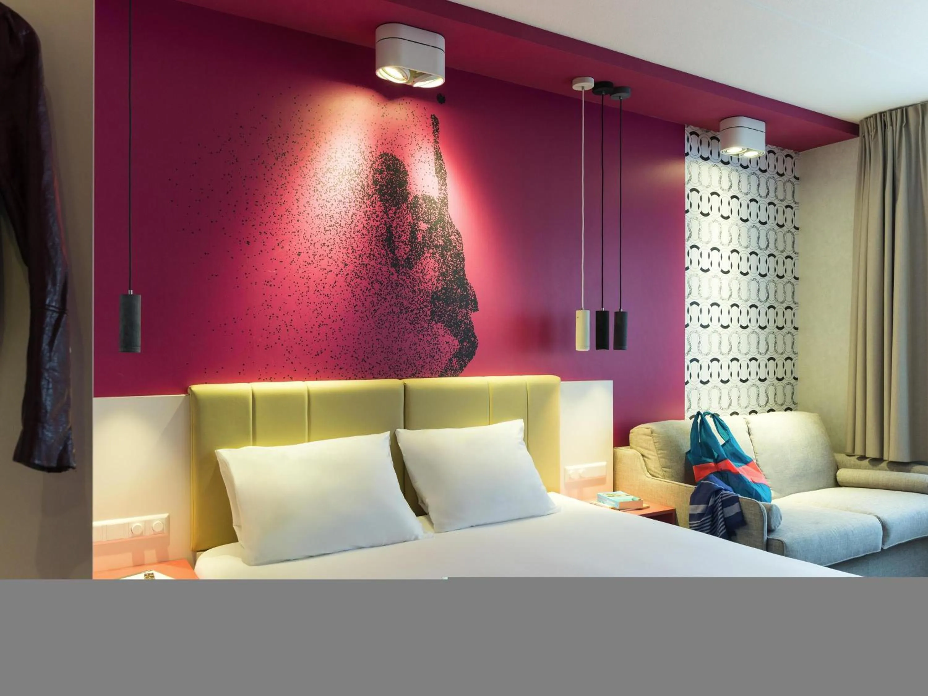 Bedroom, Bed in ibis Styles Haarlem City