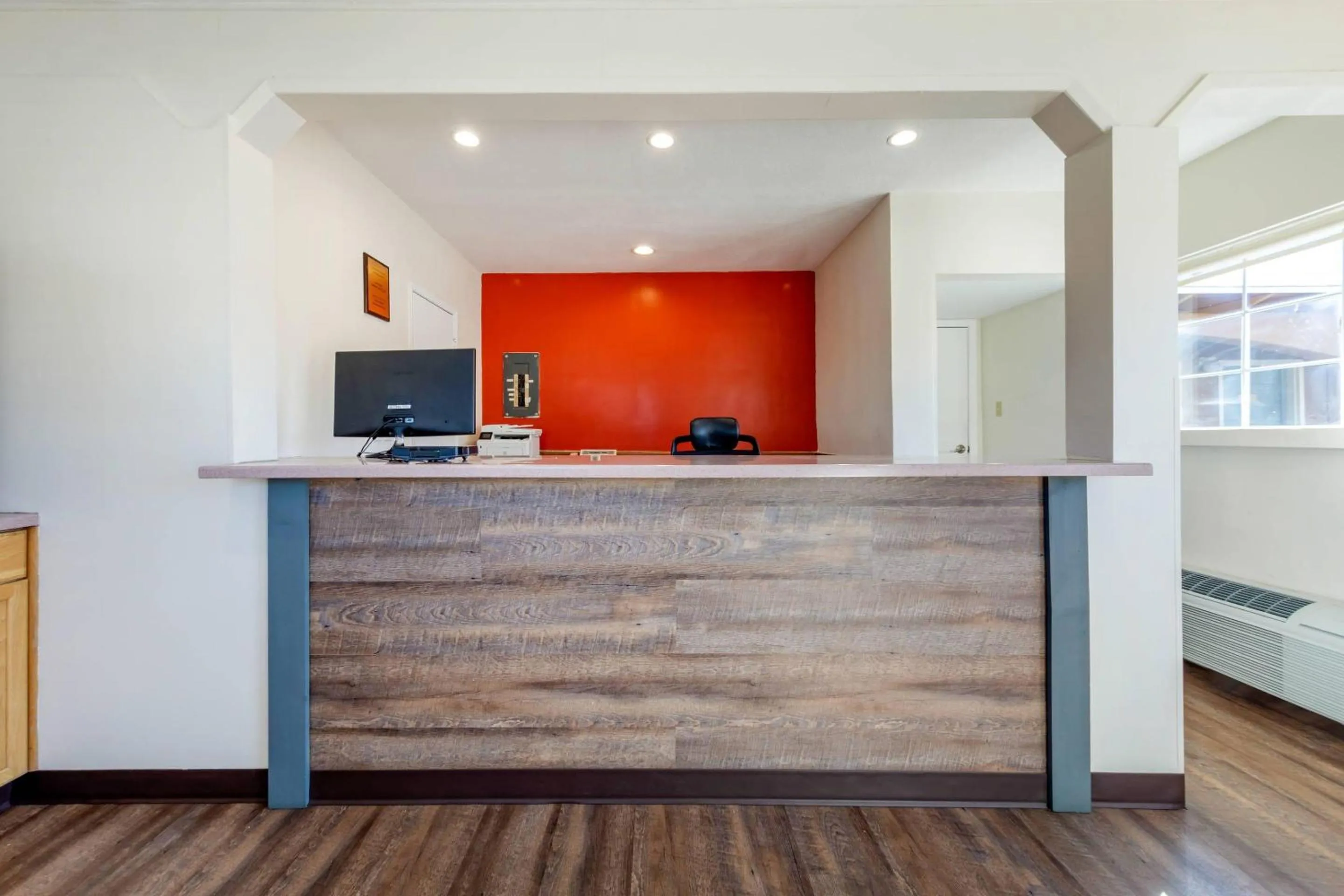 Lobby or reception in Econo Lodge On Historic Route 66