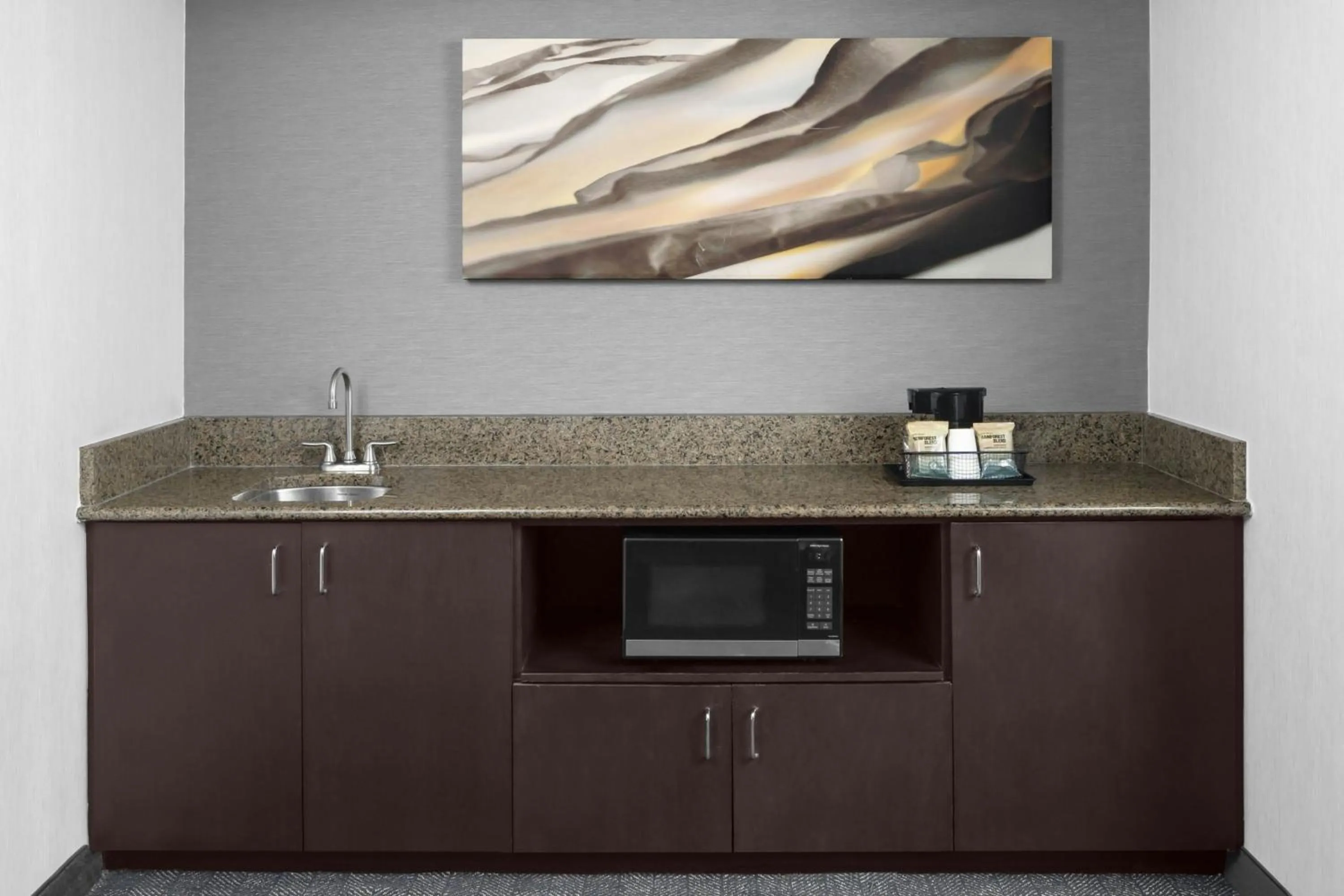 Lounge or bar in Courtyard by Marriott Atlanta Buckhead