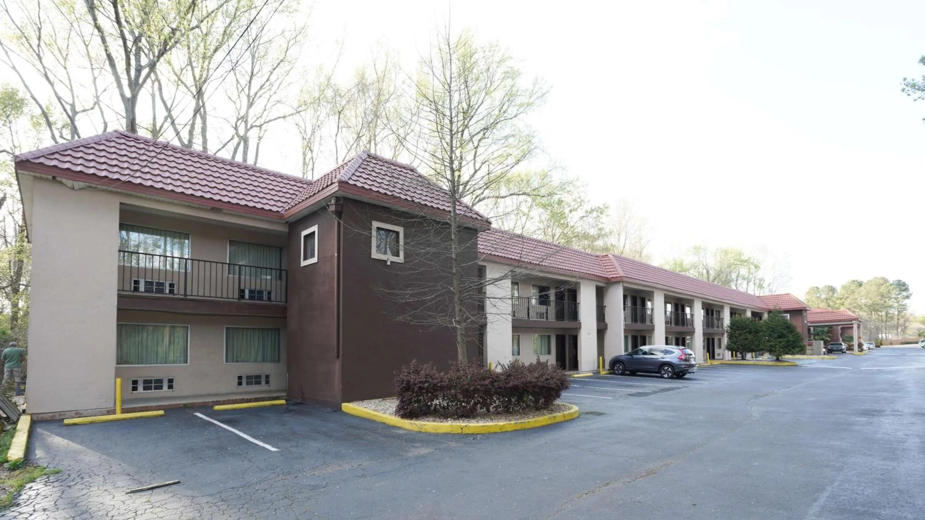 Property building in Motel 6 Atlanta GA Atlanta Airport East