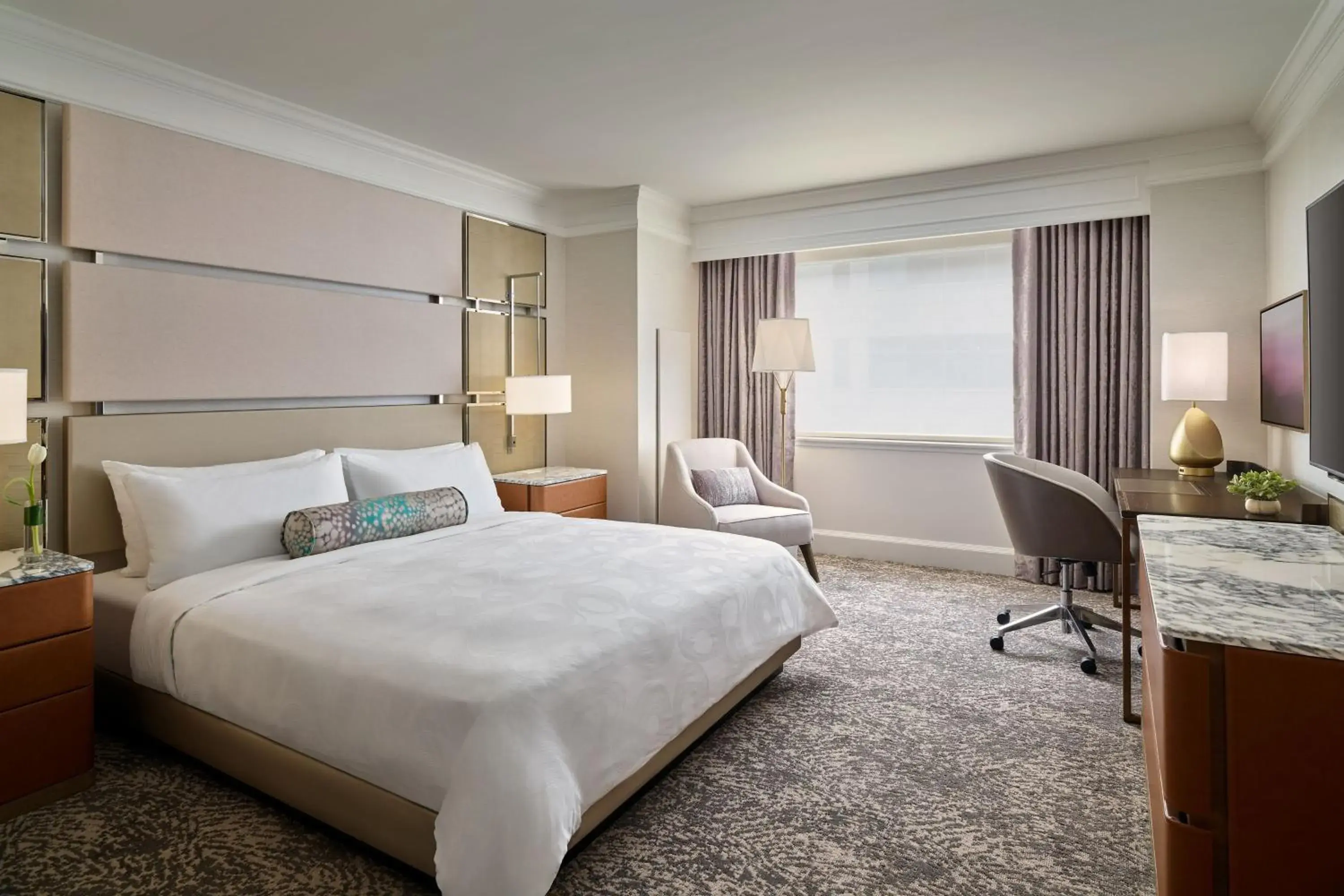 Deluxe King Room with Courtyard View in Hotel Clio, a Luxury Collection Hotel, Denver Cherry Creek Deluxe King Room with Courtyard View in Hotel Clio, a Luxury Collection Hotel, Denver Cherry Creek