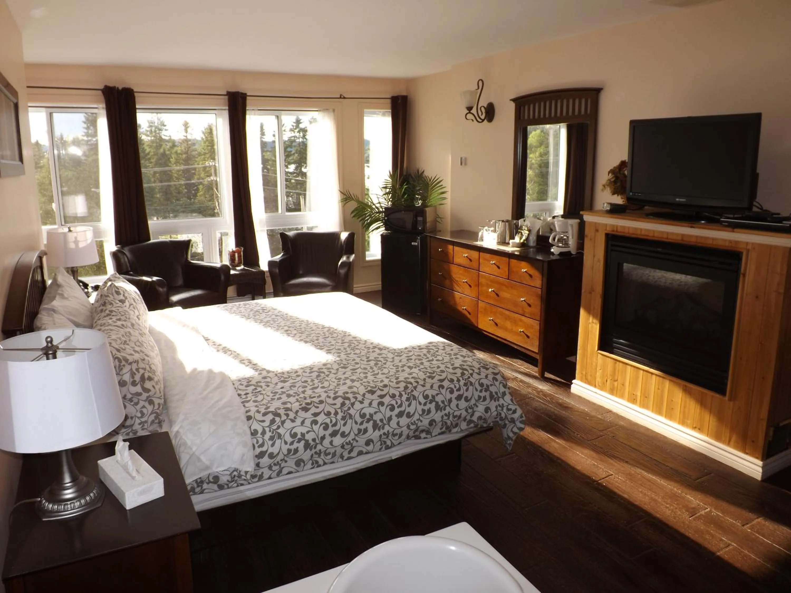 Bed in Auberge Hotel Spa Watel