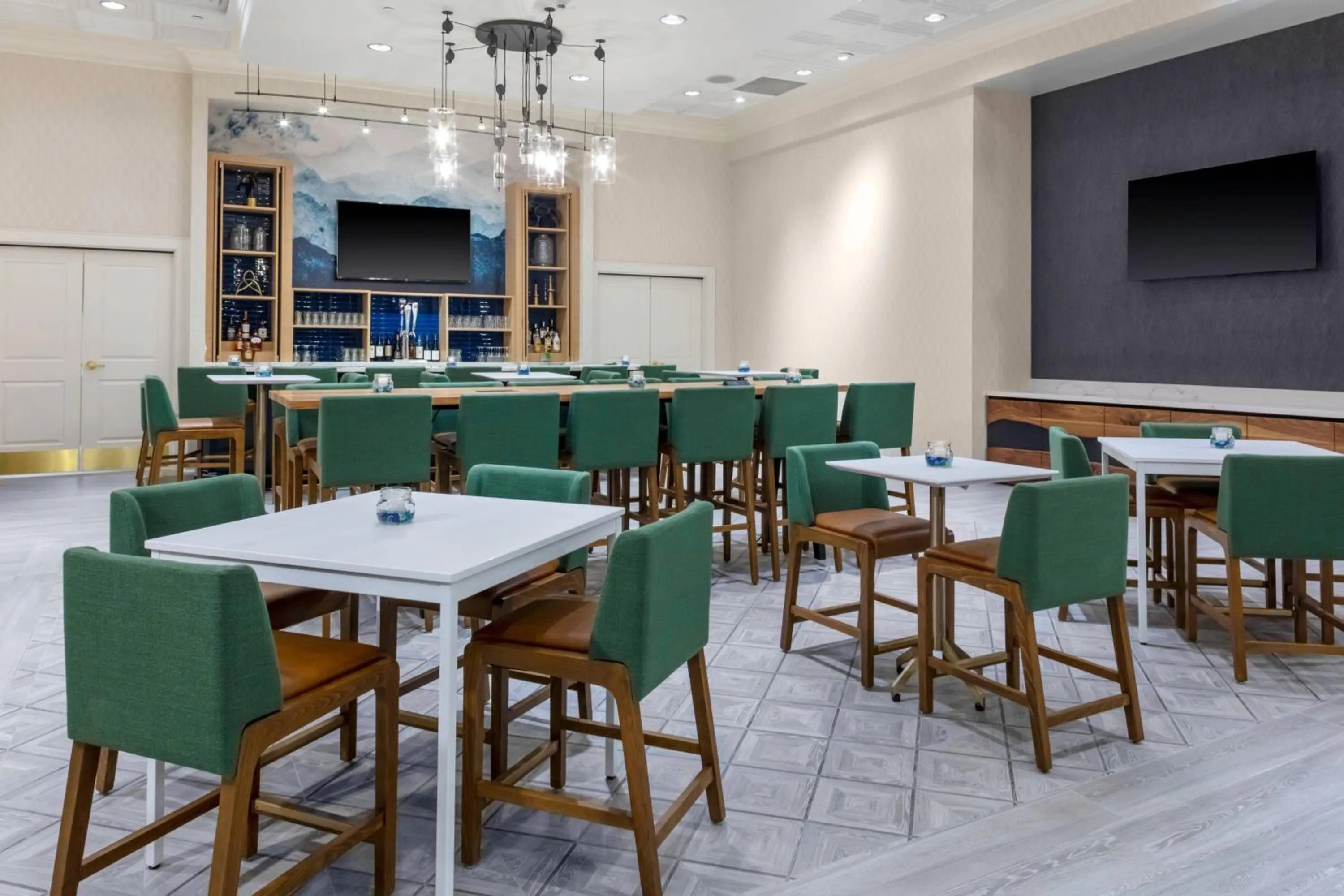 Lounge or bar in Residence Inn Denver City Center