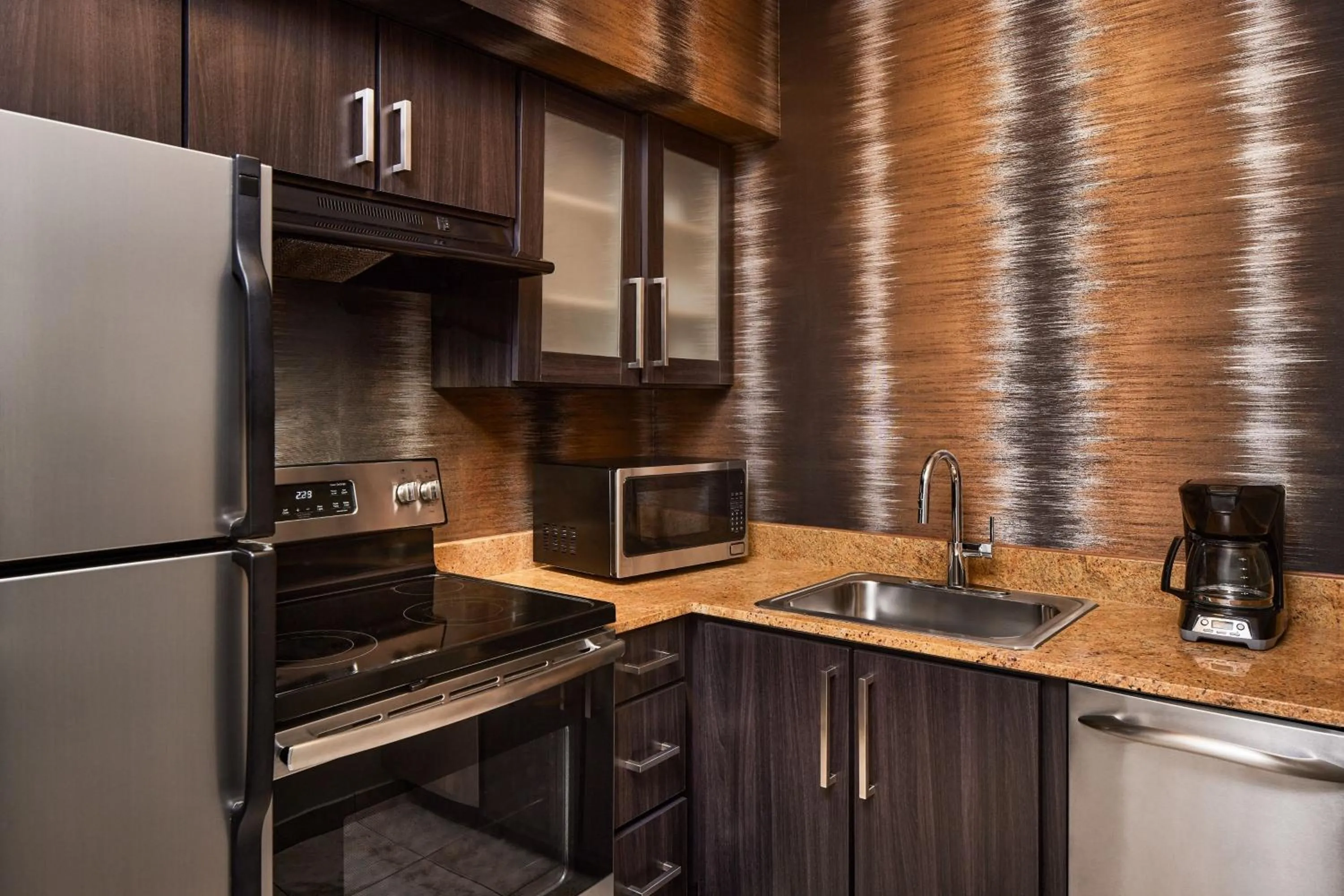 Kitchen or kitchenette in Residence Inn Denver City Center