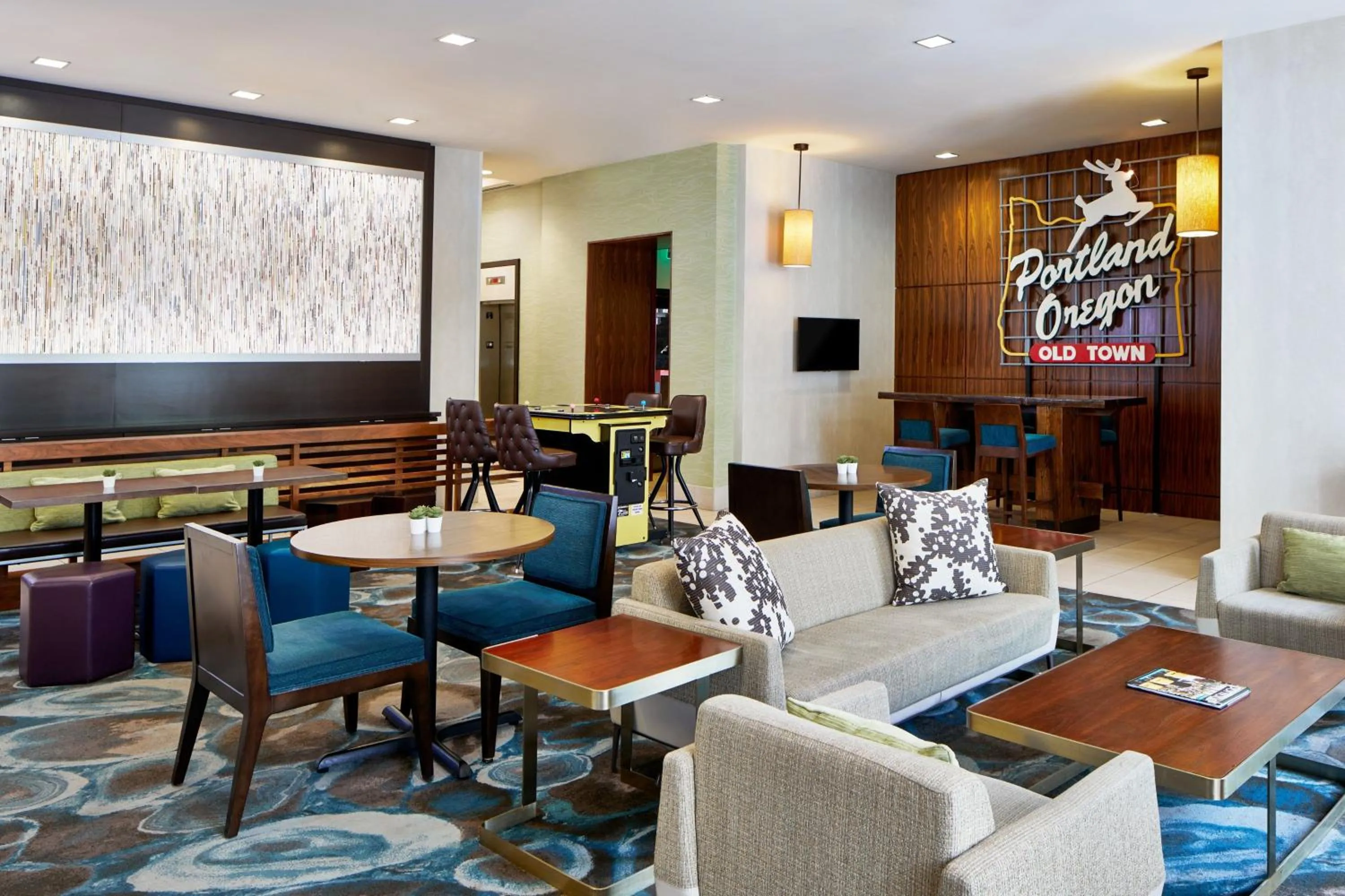 Lobby or reception in Courtyard by Marriott Portland City Center