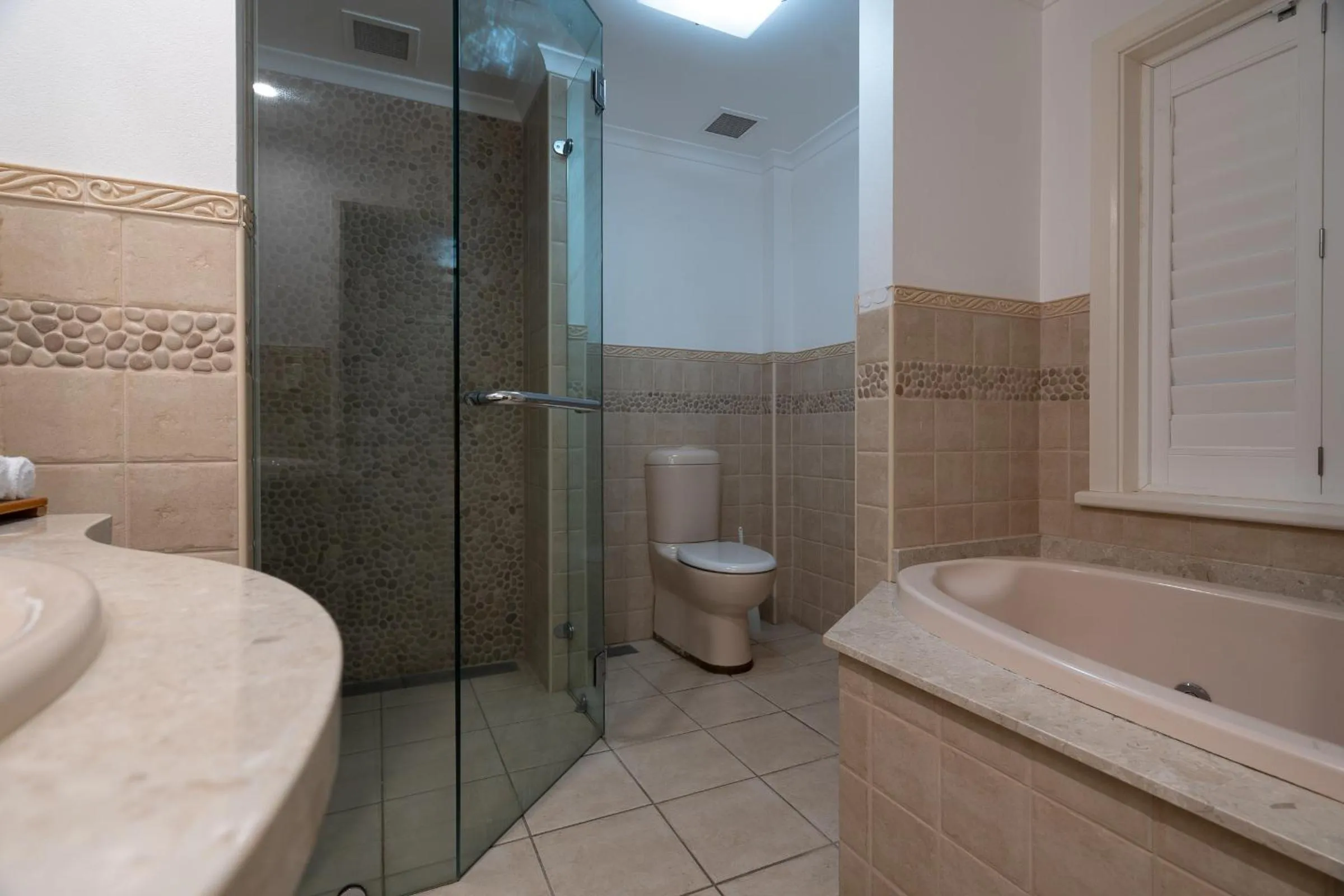 Harrington River Lodge