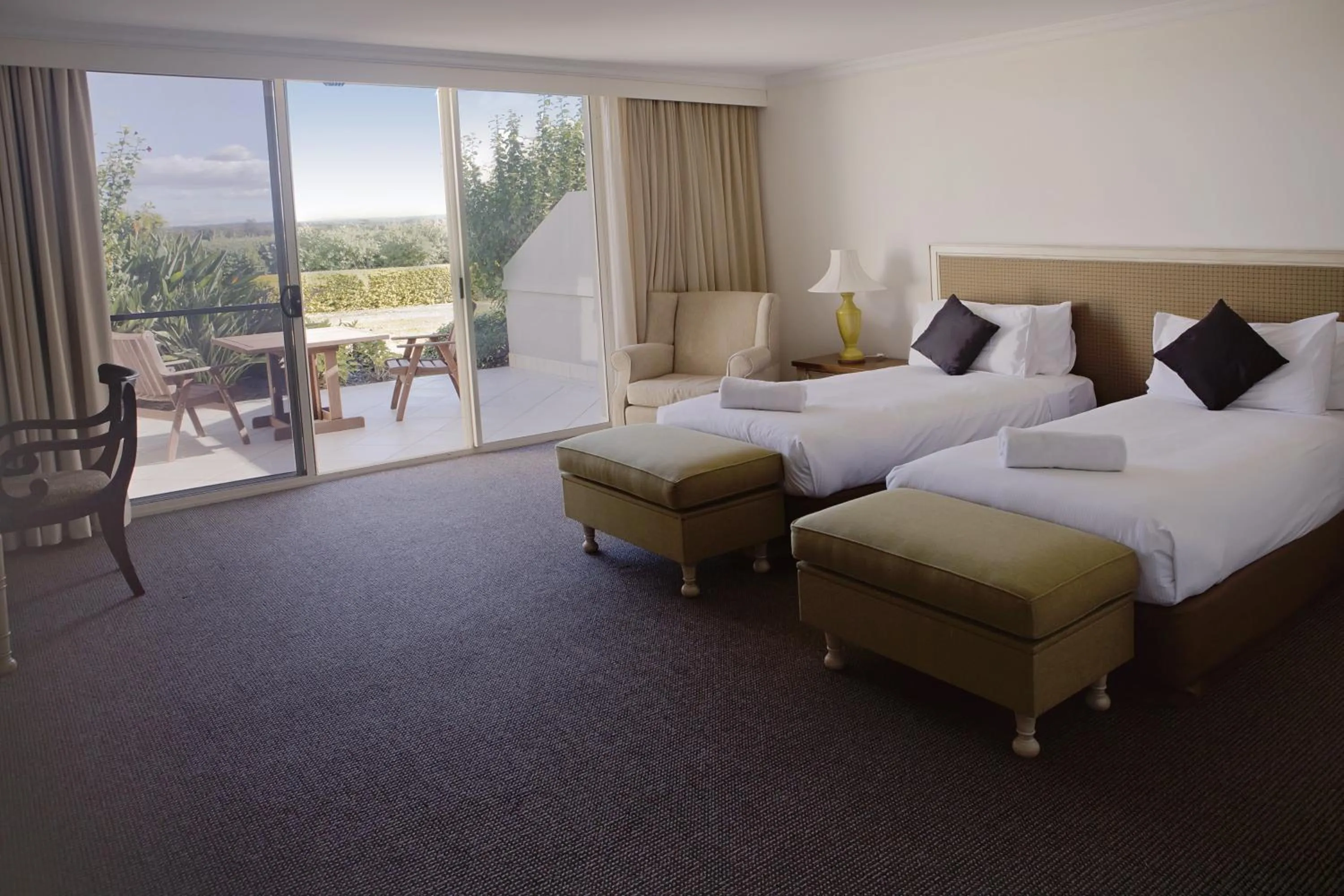 Bed in Harrington River Lodge