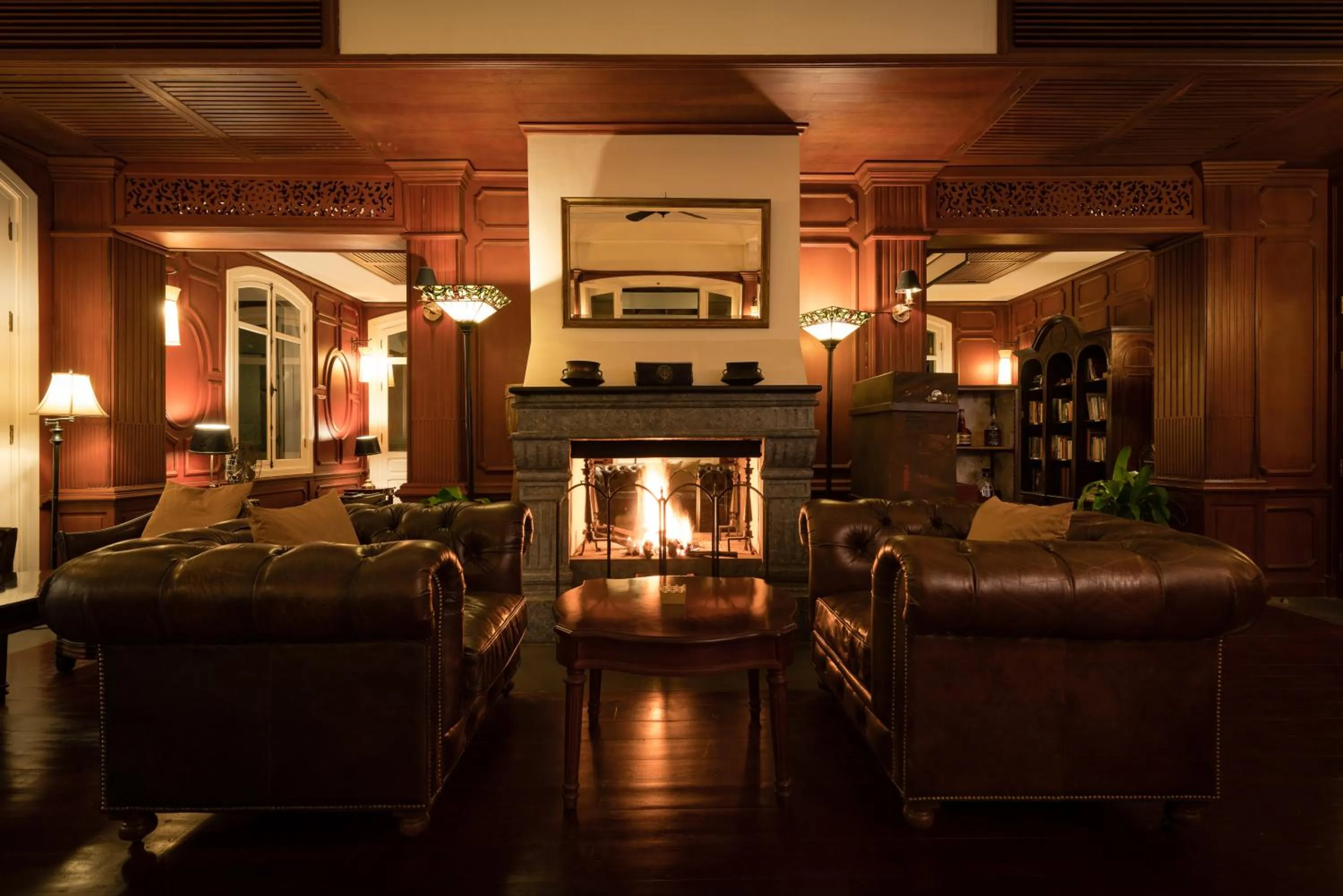 Restaurant/places to eat in The Luang Say Residence