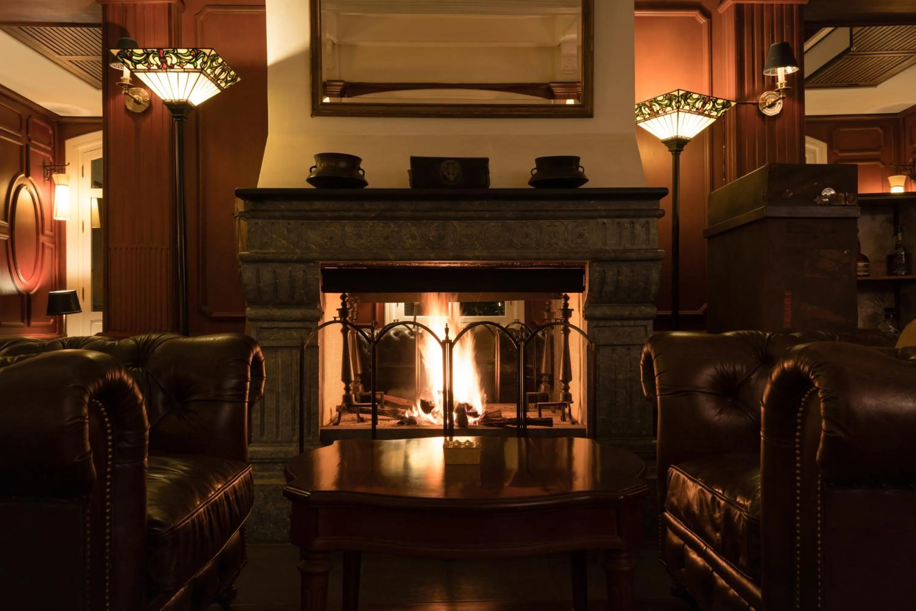 Restaurant/places to eat in The Luang Say Residence