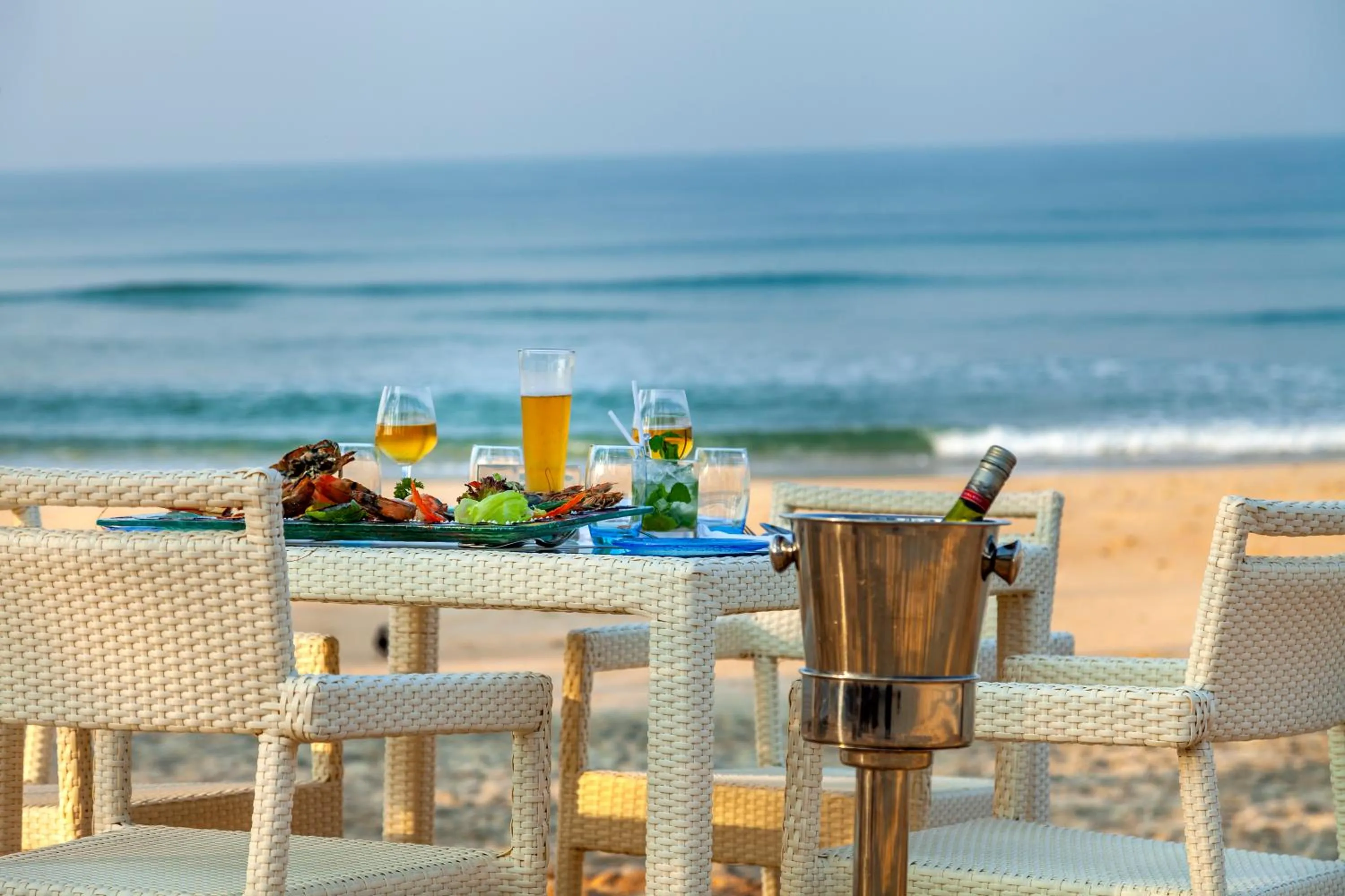 Food and drinks in Caravela Beach Resort