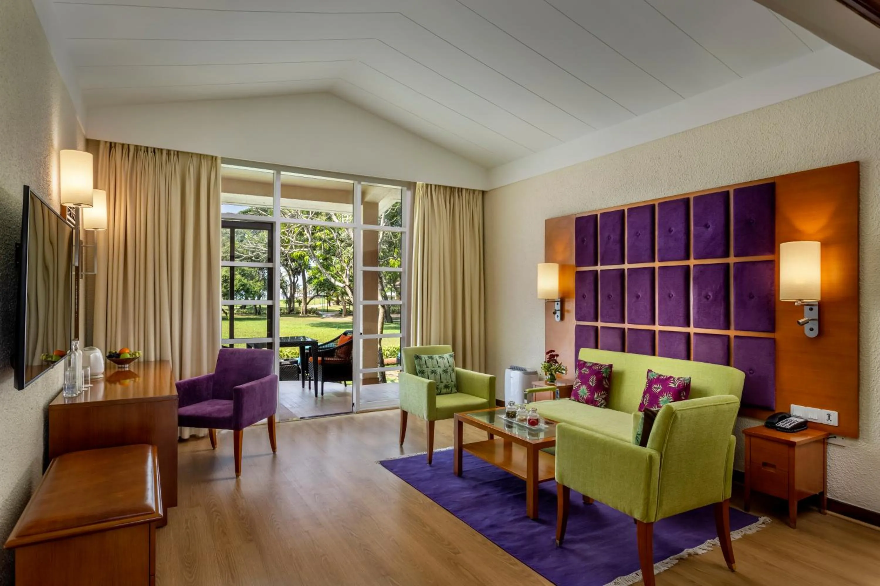 Living room in Caravela Beach Resort