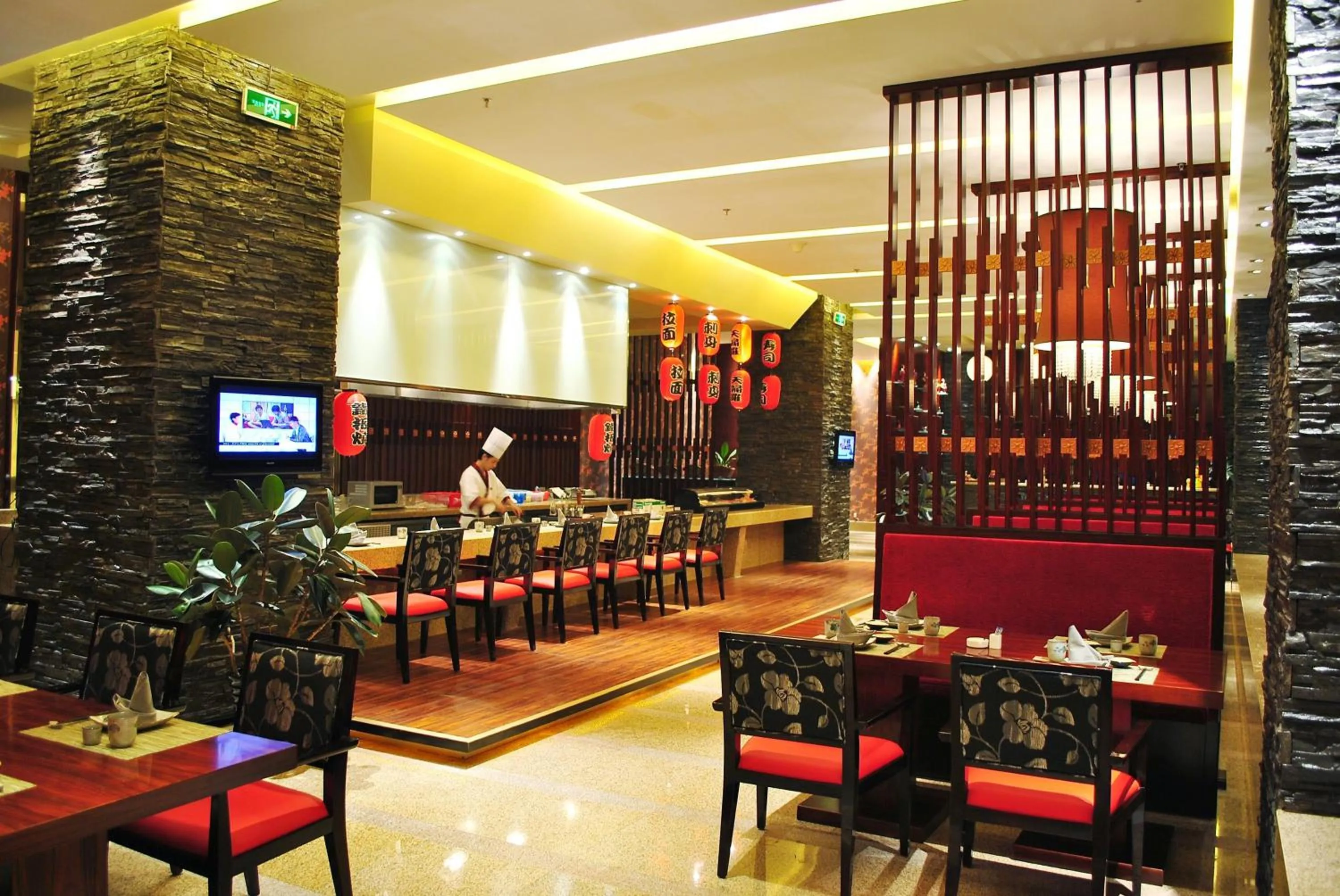 Restaurant/places to eat in Wyndham Grand Plaza Royale Palace Chengdu