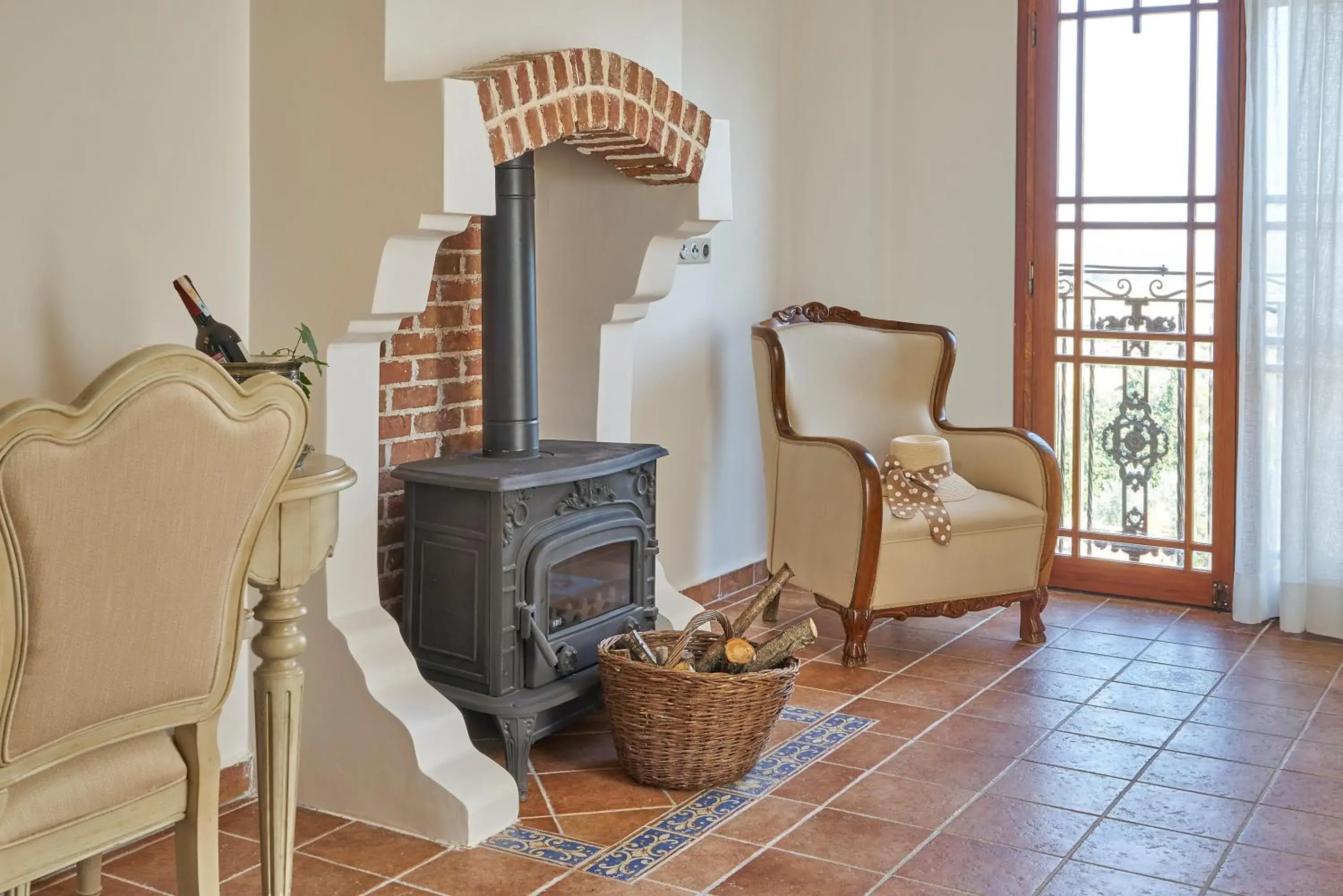 Junior Suite with Pool View in Villa Taraça Alaçatı Romantik Otel Junior Suite with Pool View in Villa Taraça Alaçatı Romantik Otel