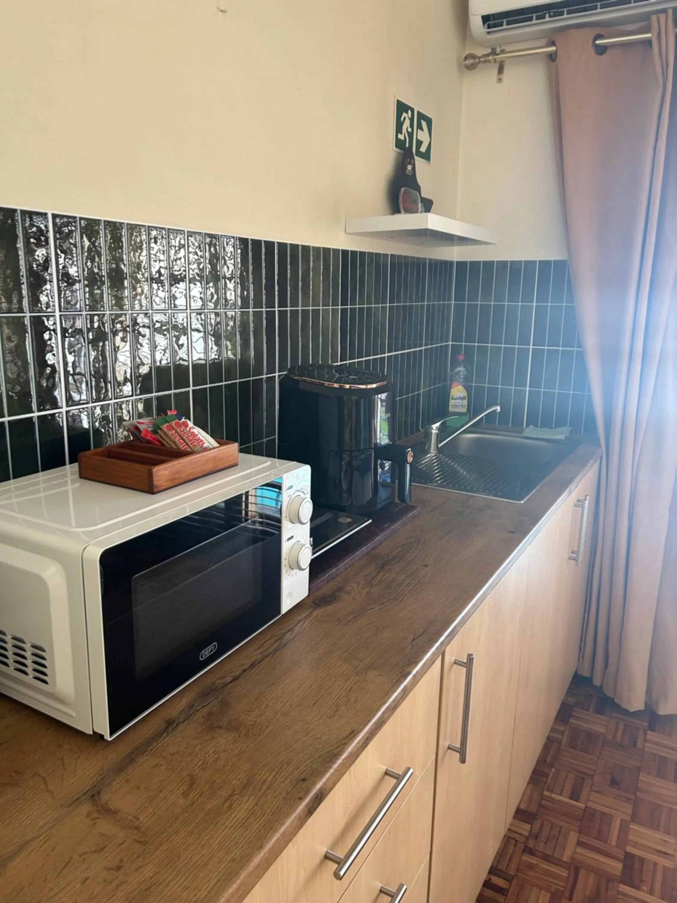 Kitchen or kitchenette in Dolliwarie Guesthouse