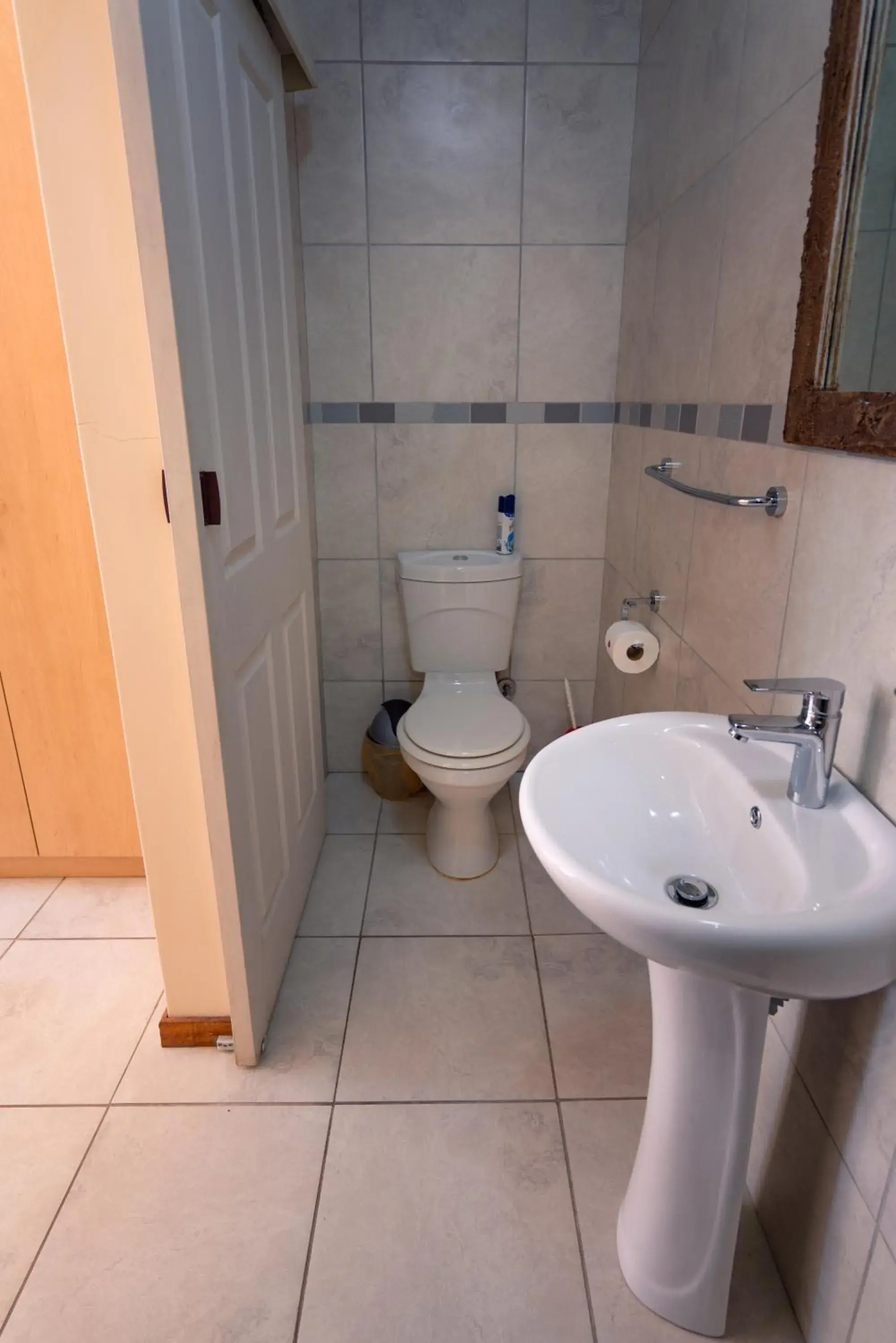 Standard Double or Twin Room in Dolliwarie Guesthouse Standard Double or Twin Room in Dolliwarie Guesthouse