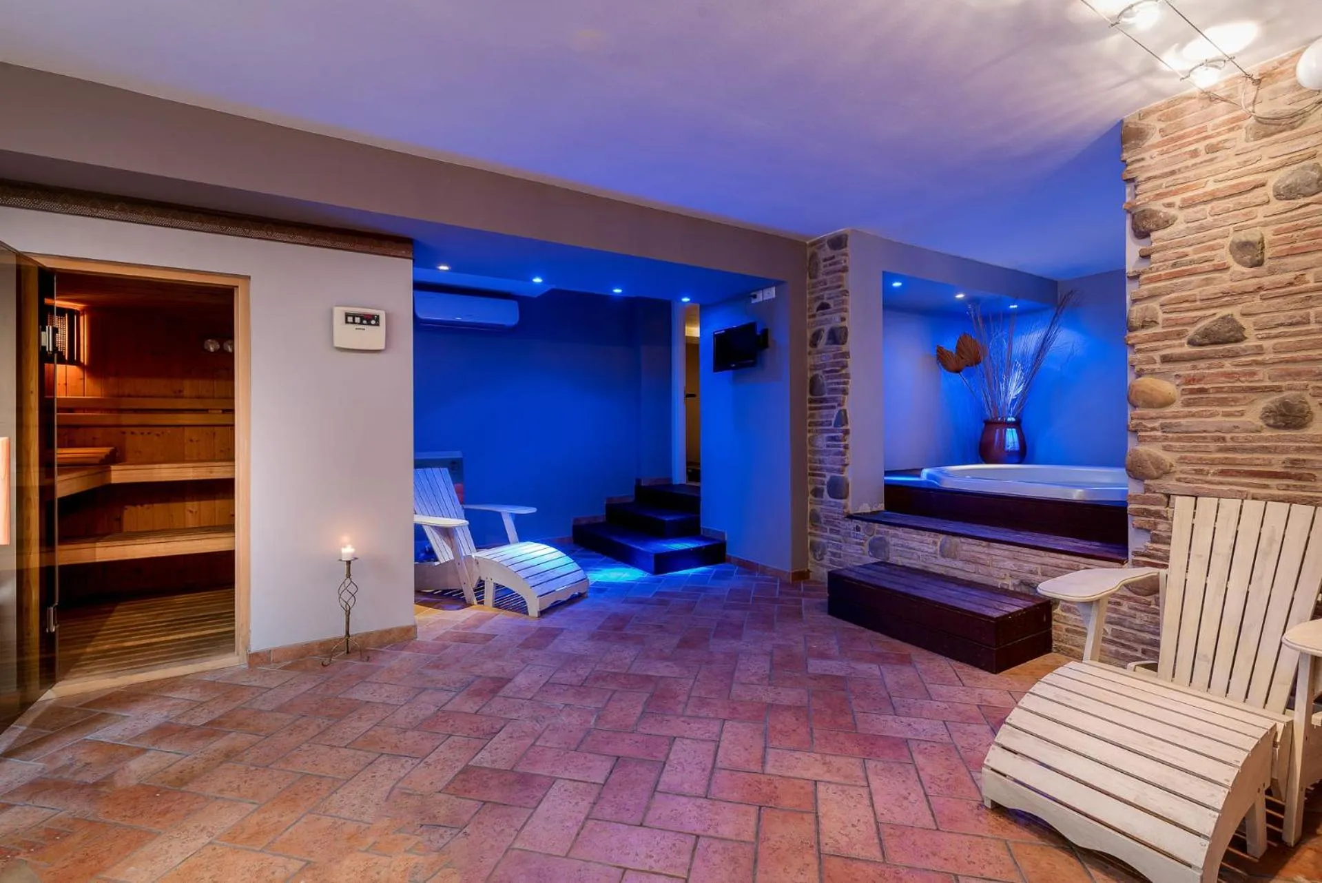 Sauna, Bed in Hotel Sole Mio