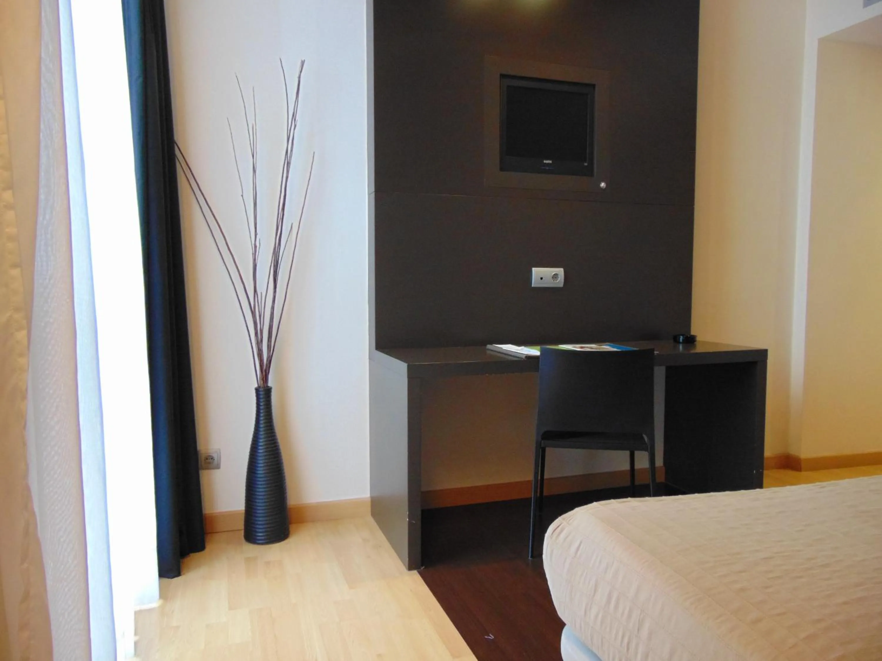 Bedroom, Bed in Hotel Ortuella