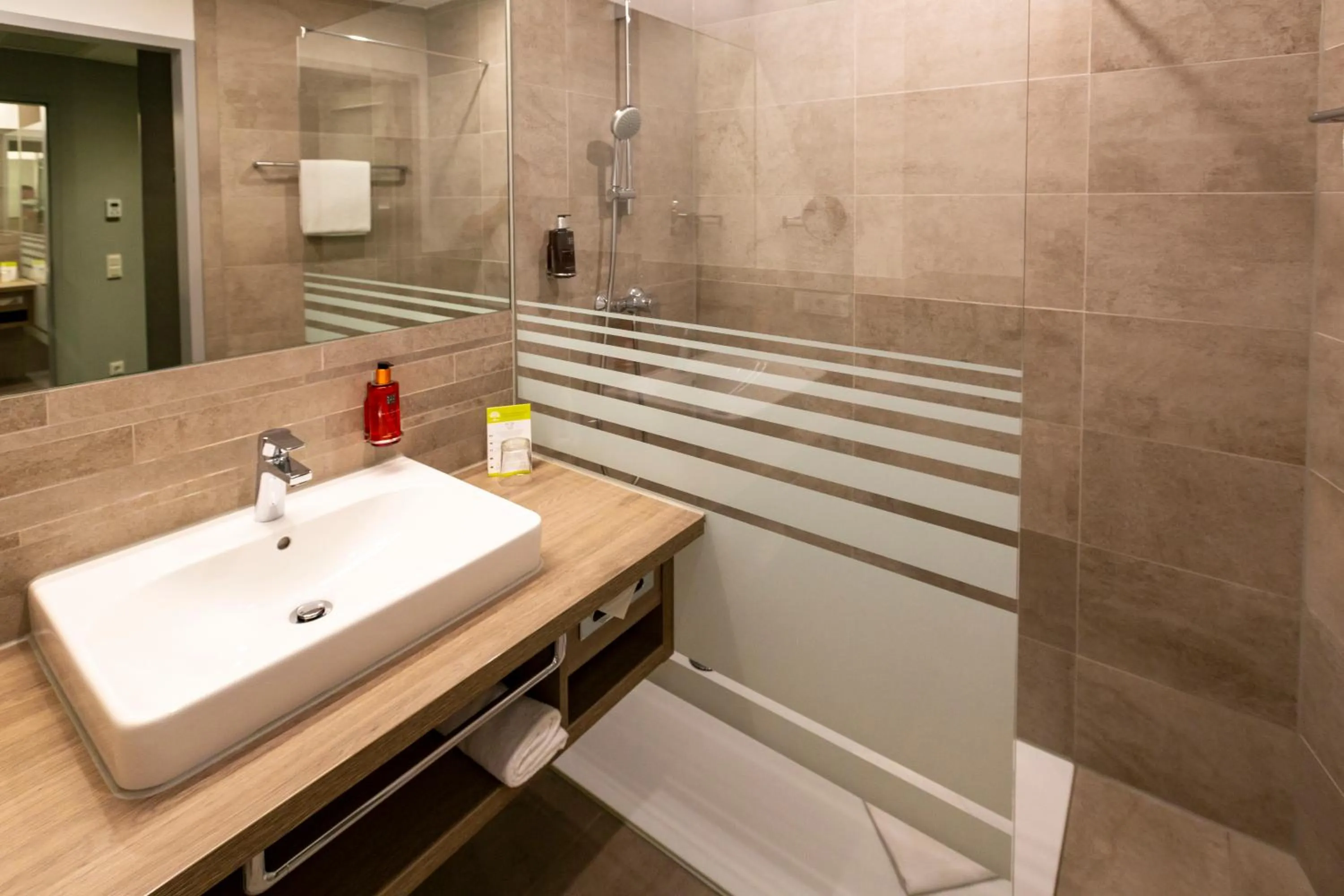 Bathroom in Hotel MODI