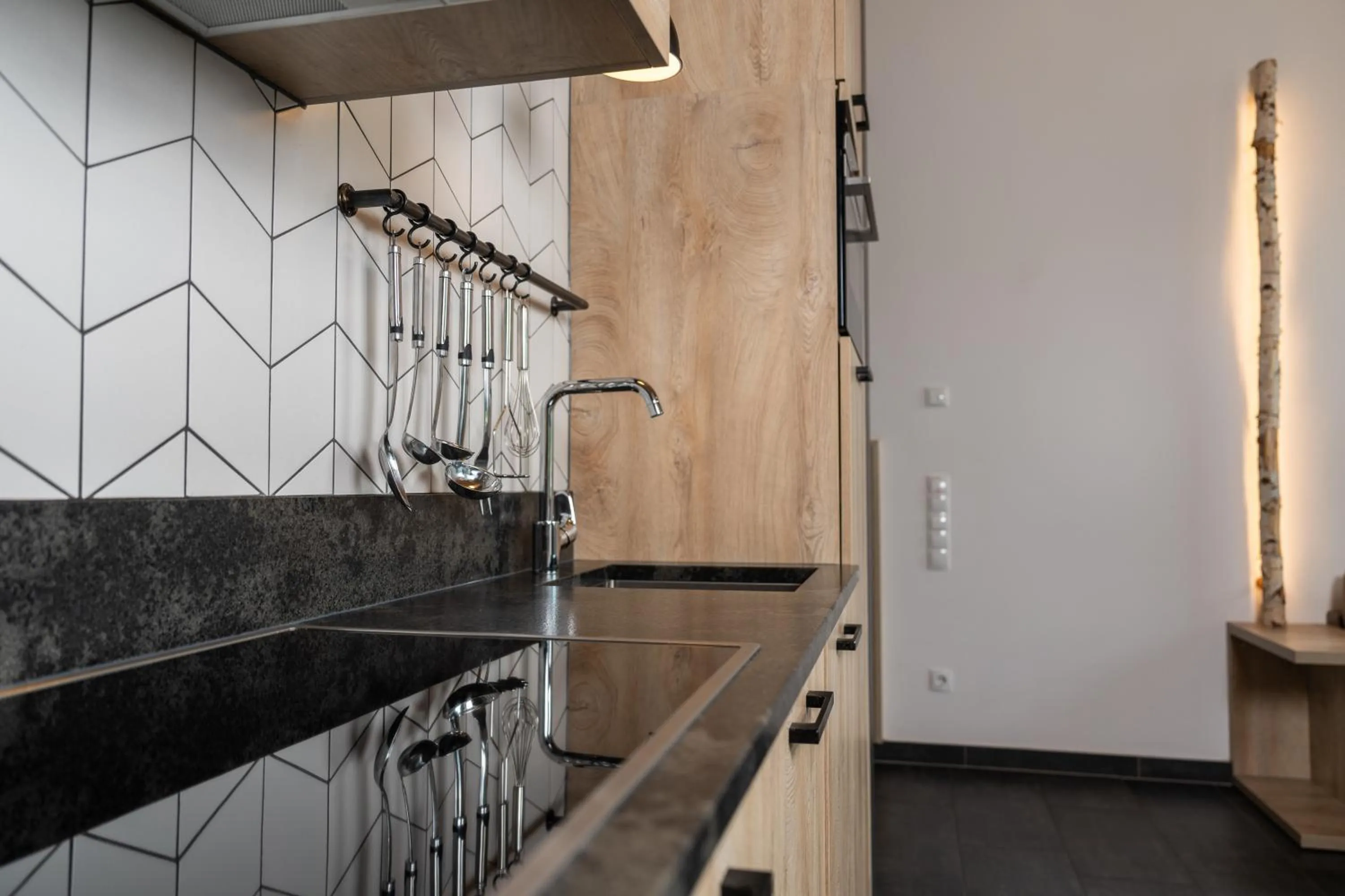 Kitchen or kitchenette in 24 by AvenidA - Mountain Hotel