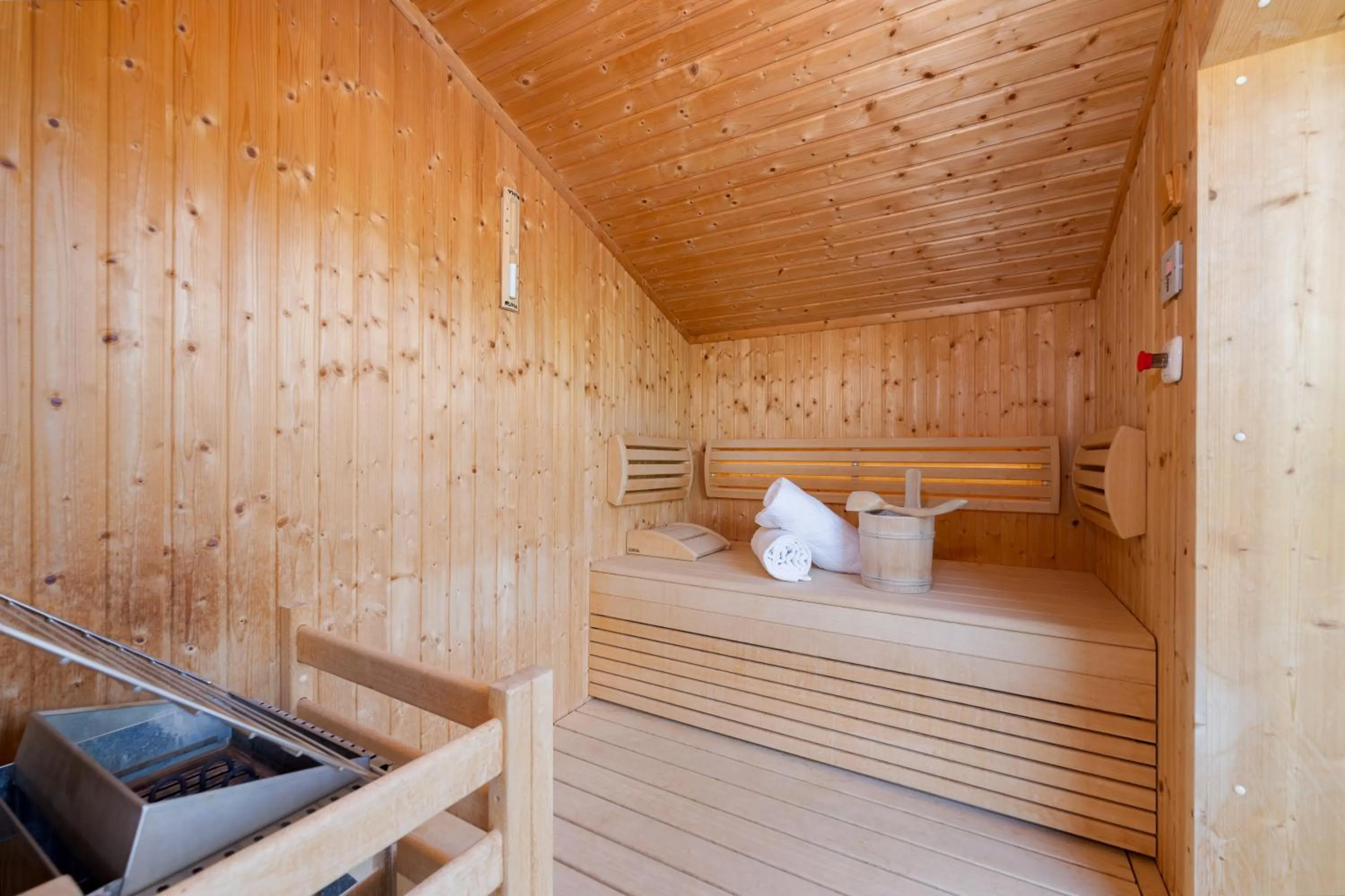 Sauna in 24 by AvenidA - Mountain Hotel
