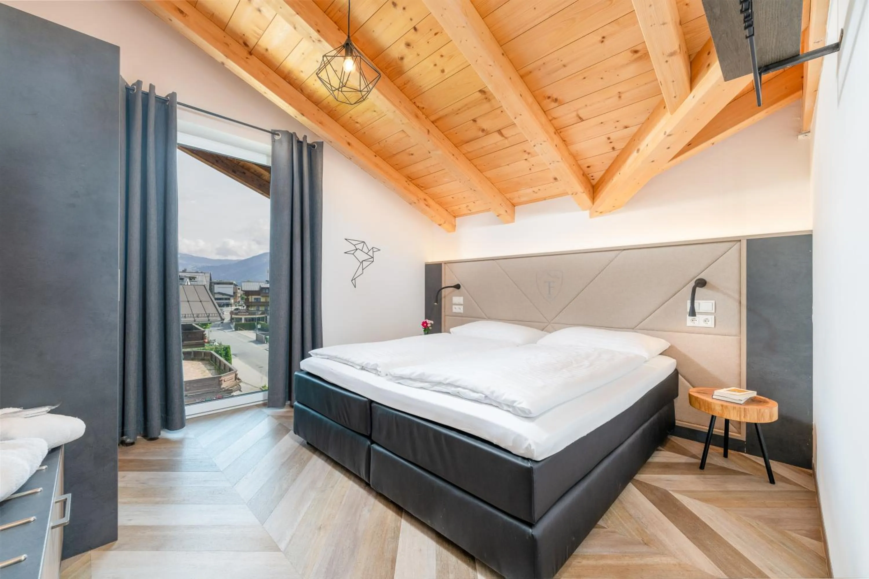 Bedroom, Bed in 24 by AvenidA - Mountain Hotel