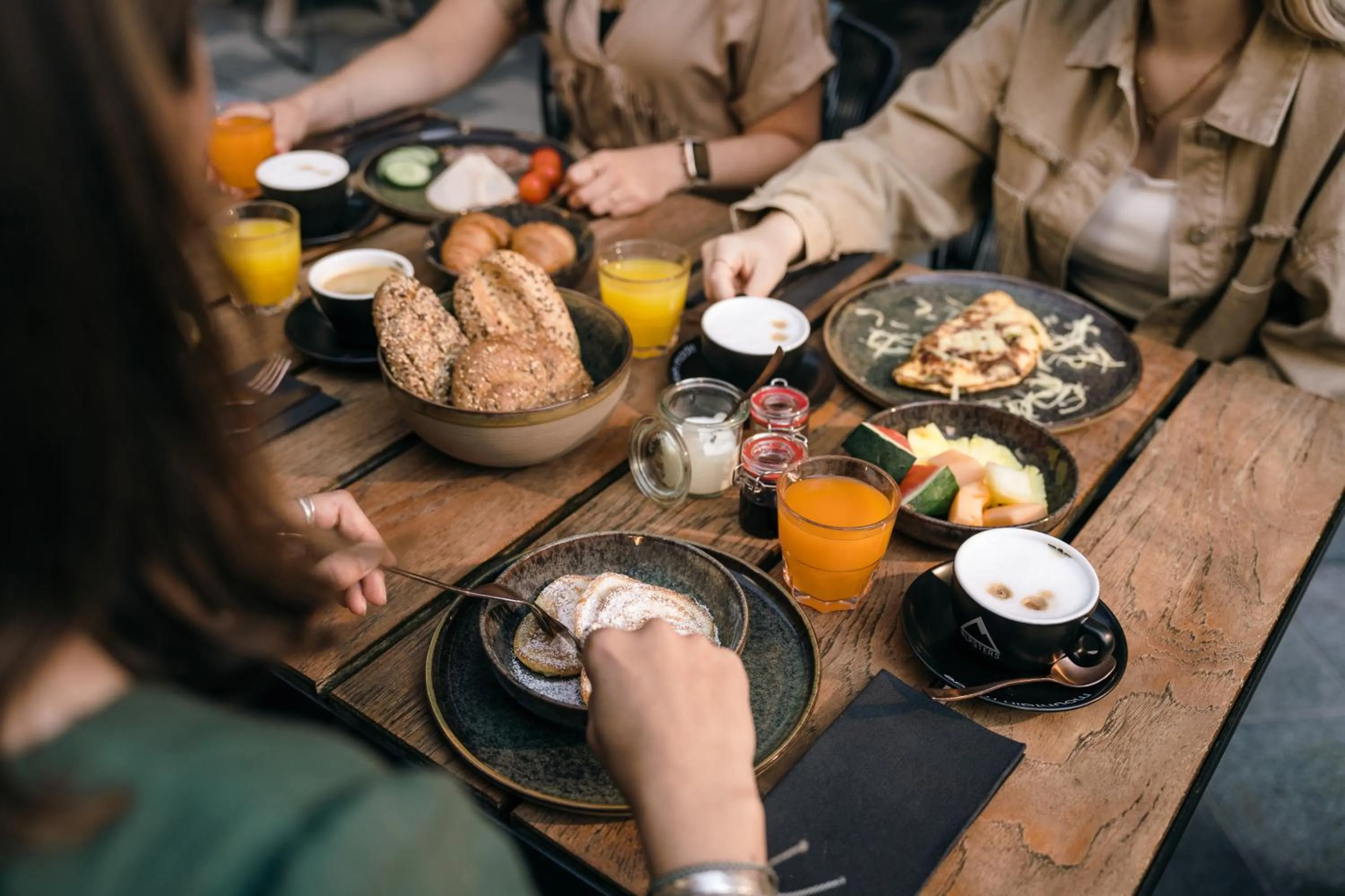 Breakfast in 24 by AvenidA - Mountain Hotel