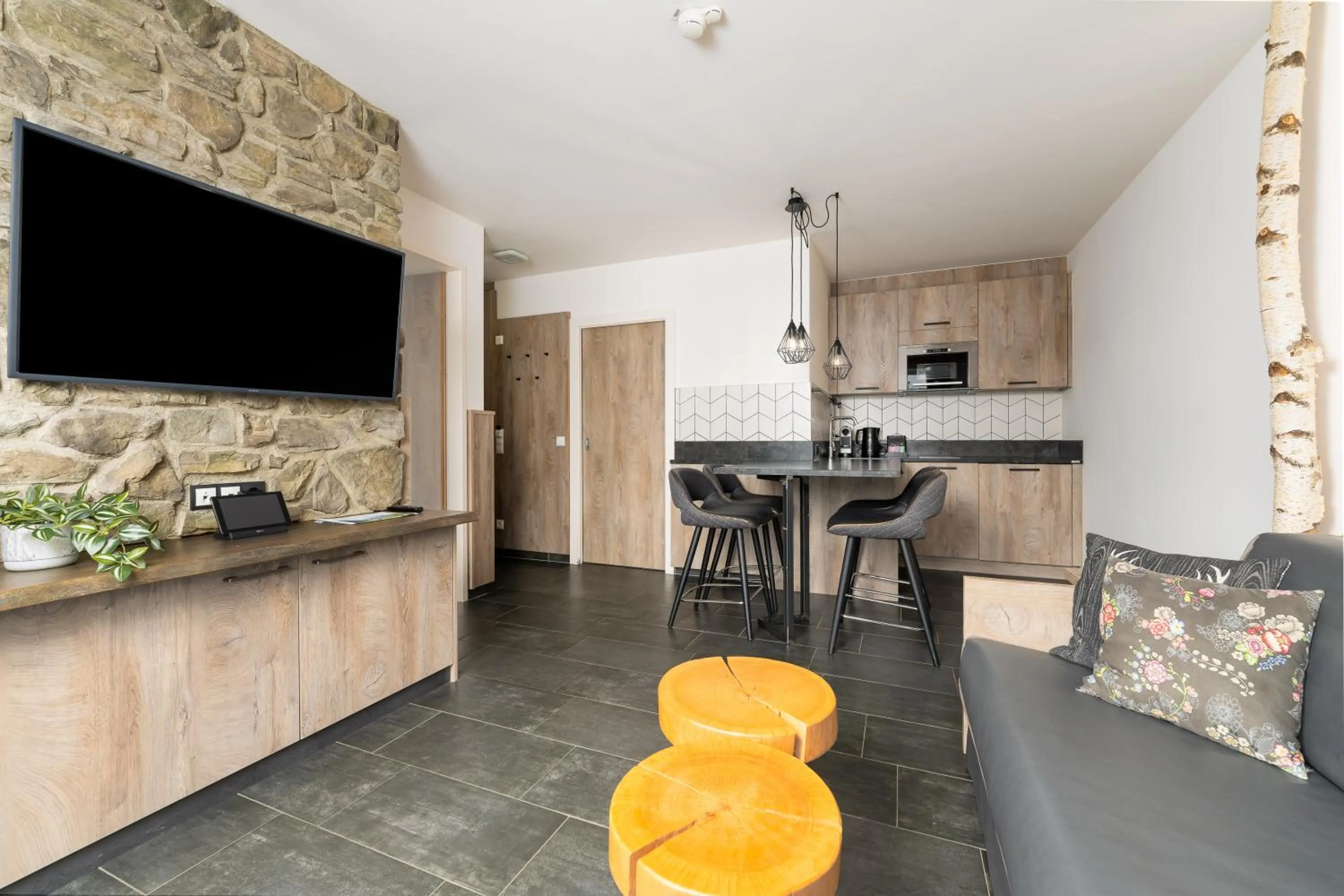 Photo of the whole room in 24 by AvenidA - Mountain Hotel