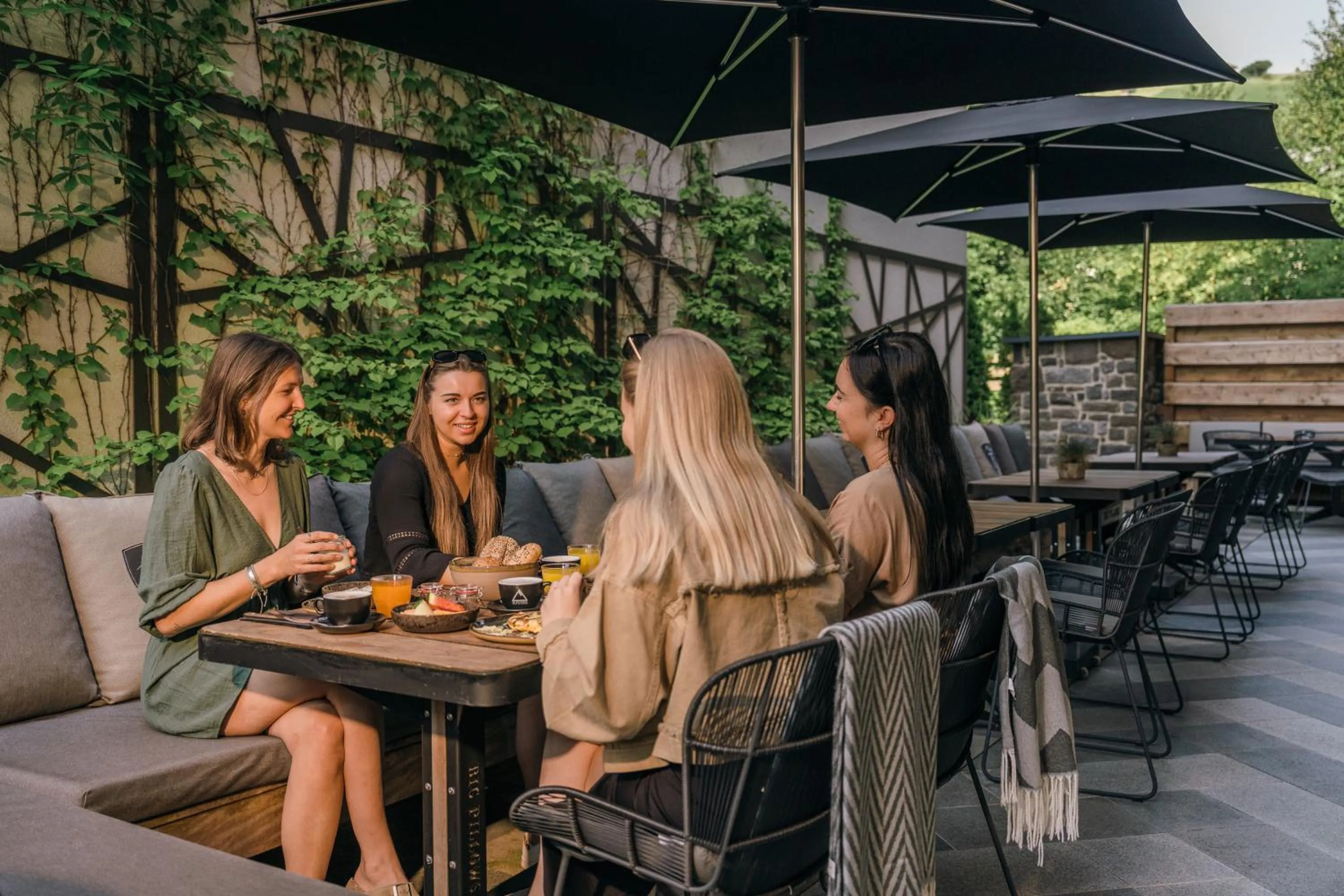 Breakfast in 24 by AvenidA - Mountain Hotel