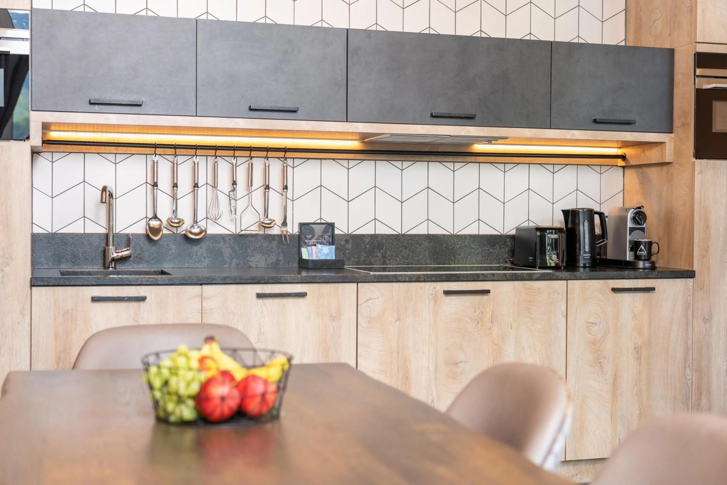 Kitchen or kitchenette in 24 by AvenidA - Mountain Hotel