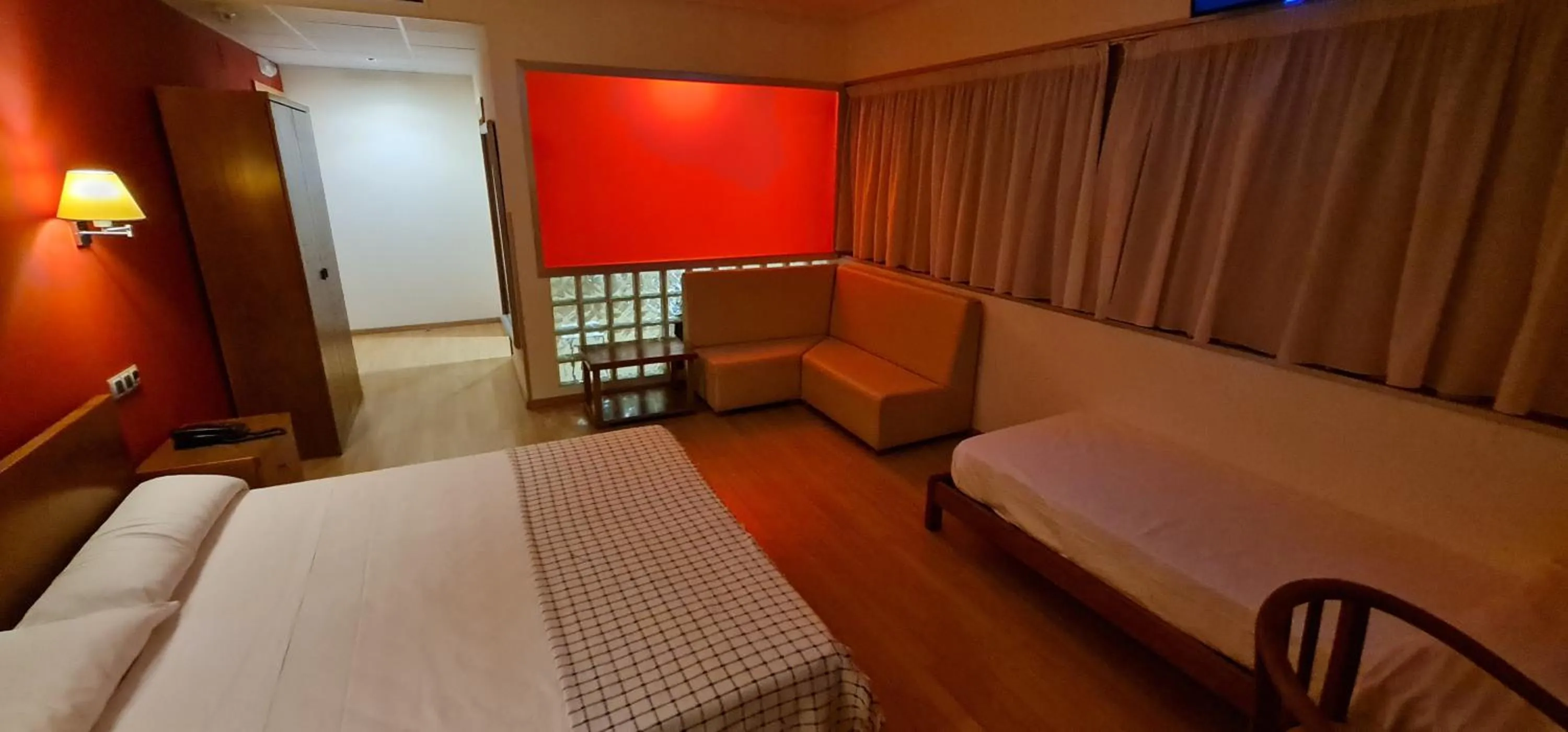 Photo of the whole room, Seating Area in Hotel Ciudad de Corella